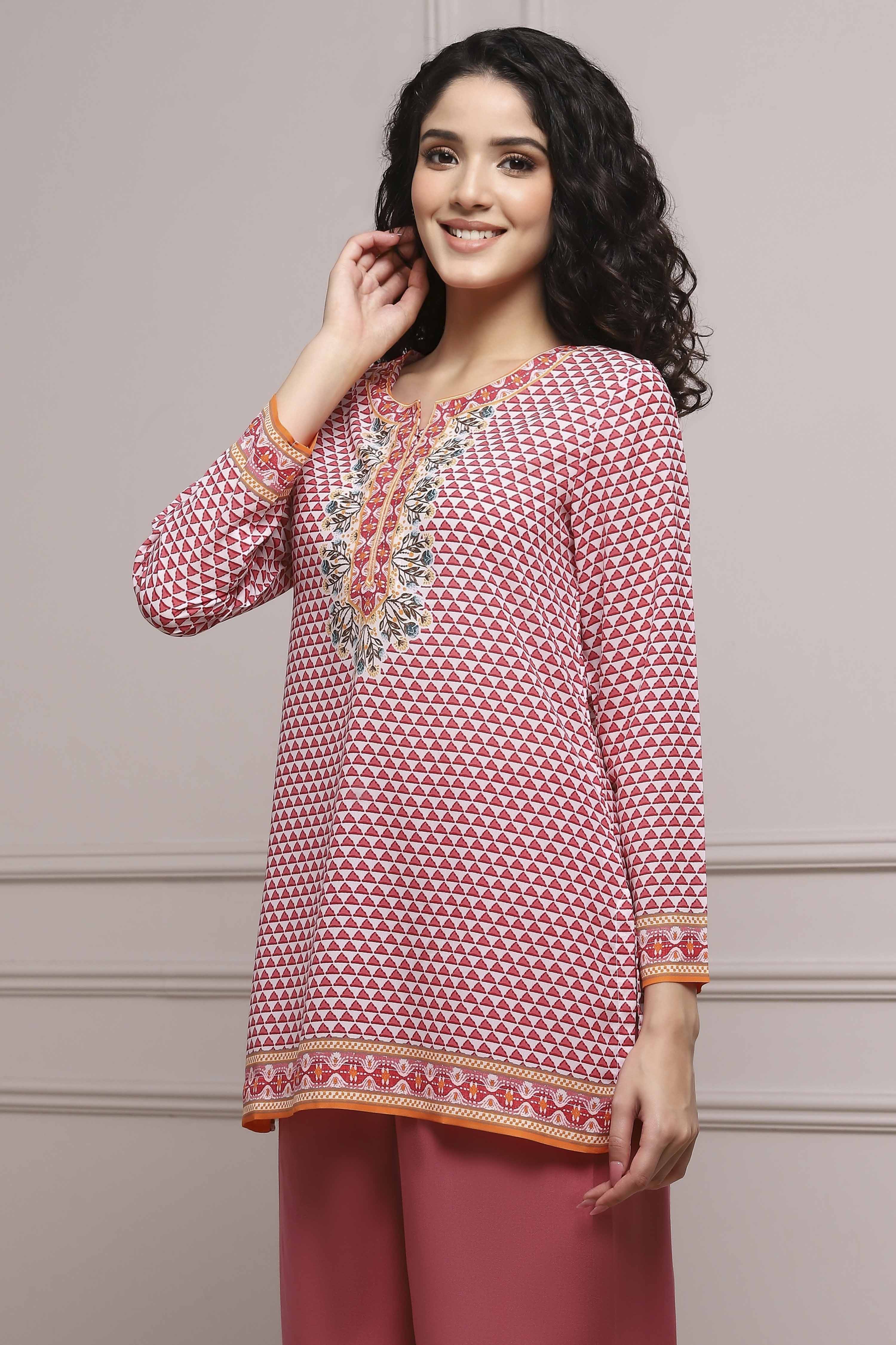 Blue Art Silk Printed Straight Short Kurta image number 2