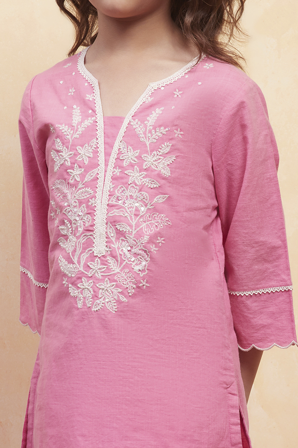 Pink Cotton Embroidered Straight Kurta Set image number 1