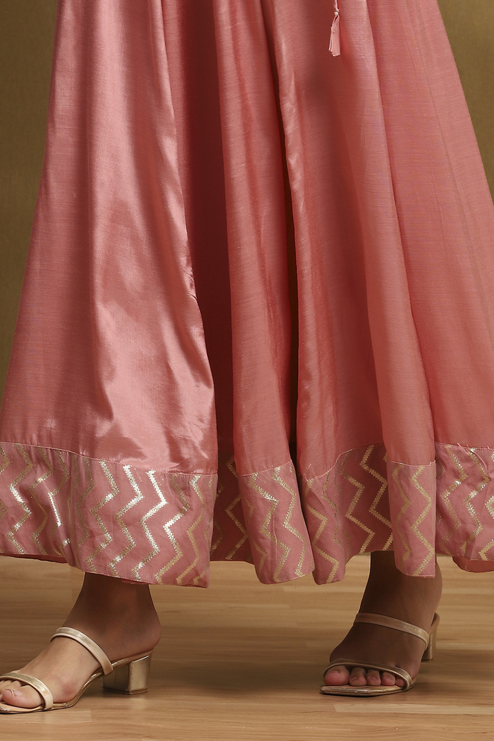 Green Viscose Georgette Embroidered Anarkali Suit Set image number 7