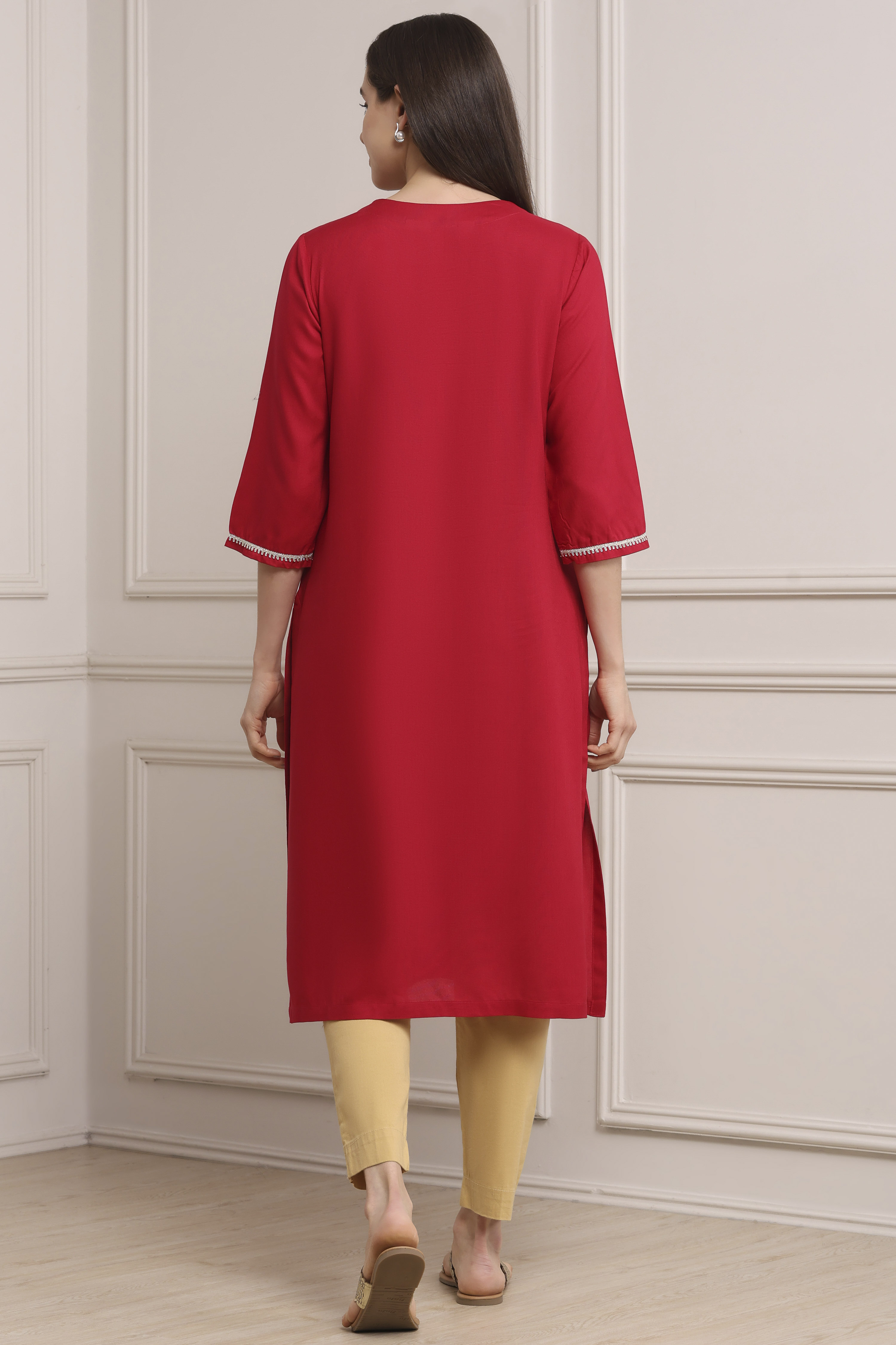 Red Solid Straight Kurta image number 3