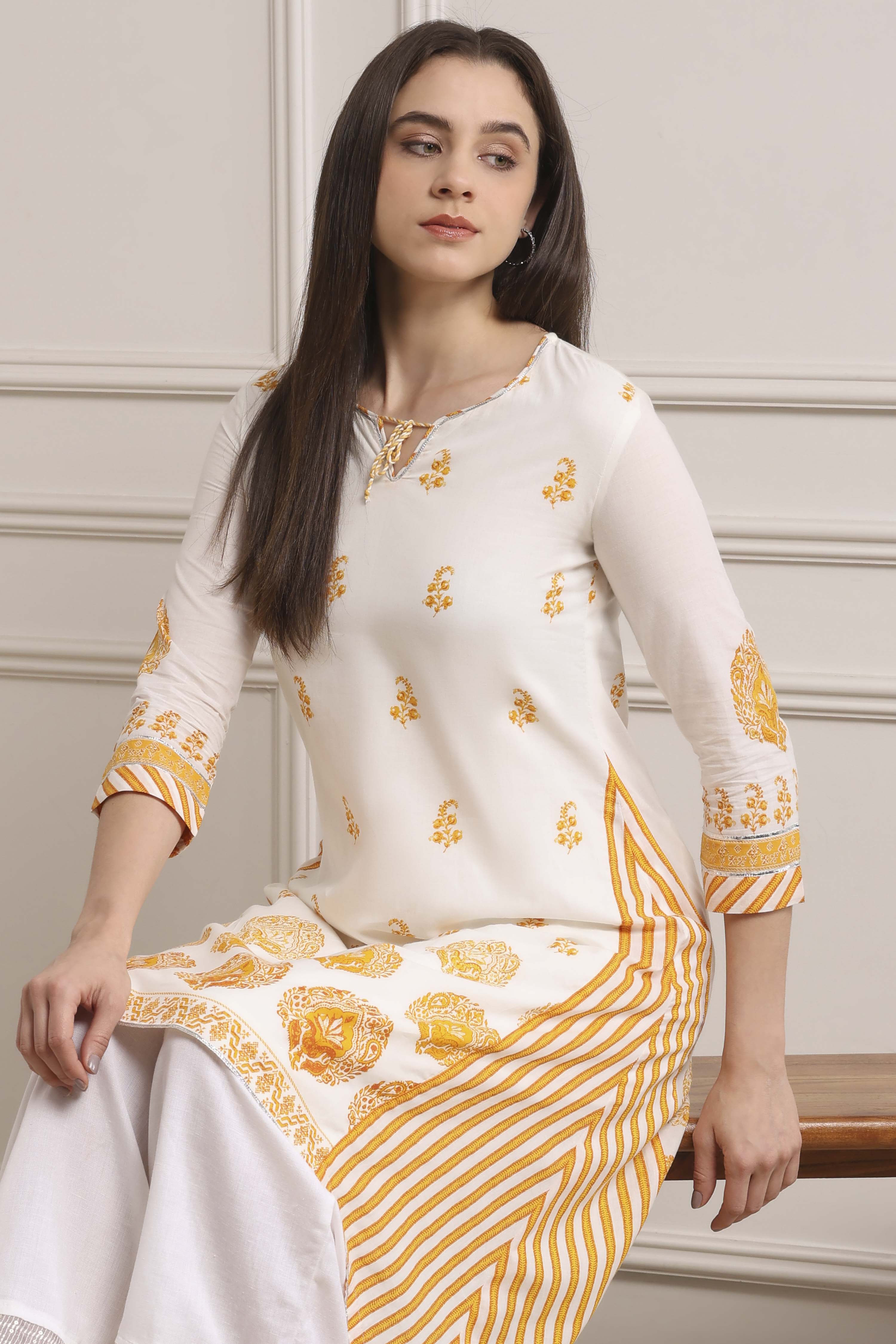 White-Yellow Cotton A-Line Kurta Pants Set image number 6