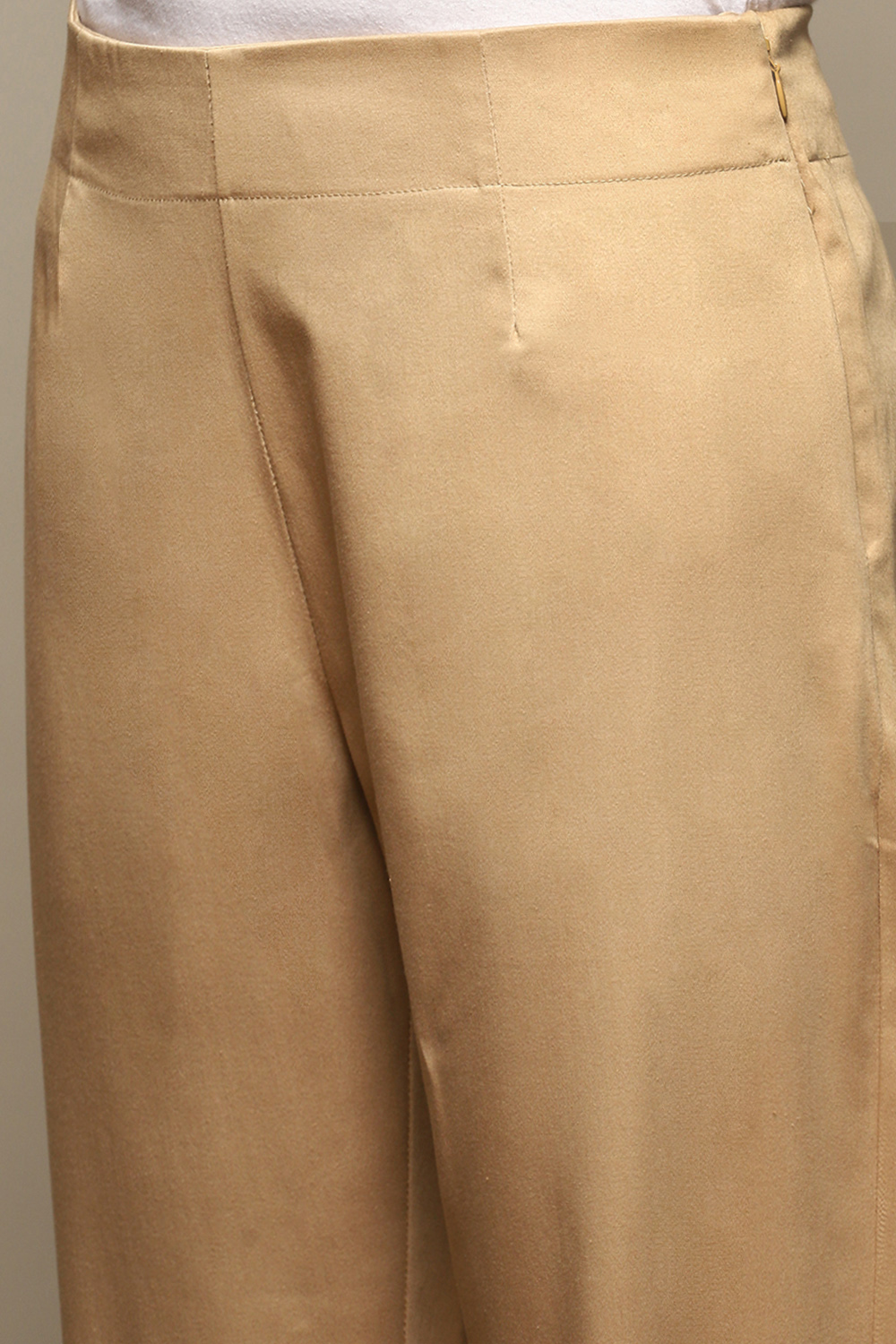 Black Cotton Relaxed Pant image number 1
