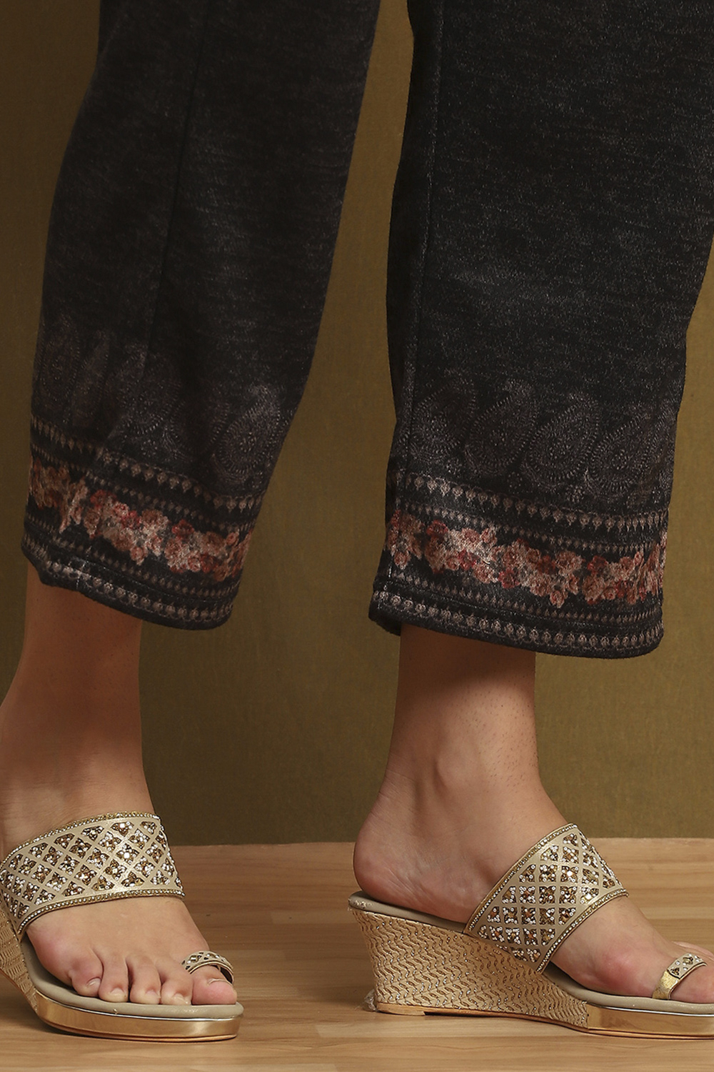 Black Polyester Straight Kurta Pants Set image number 8