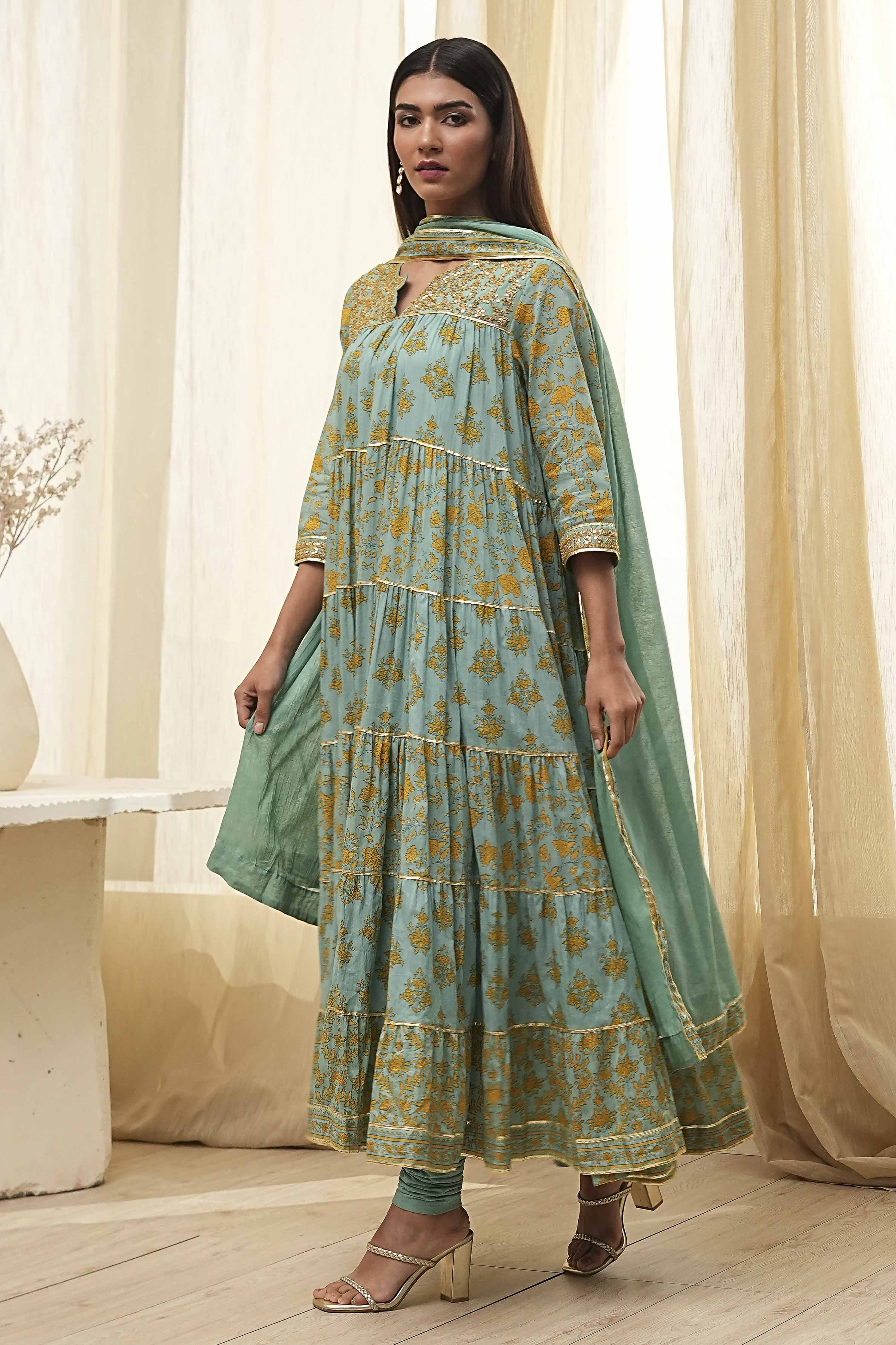 Off-White and Pink Cotton Floral Tiered Suit Set image number 3