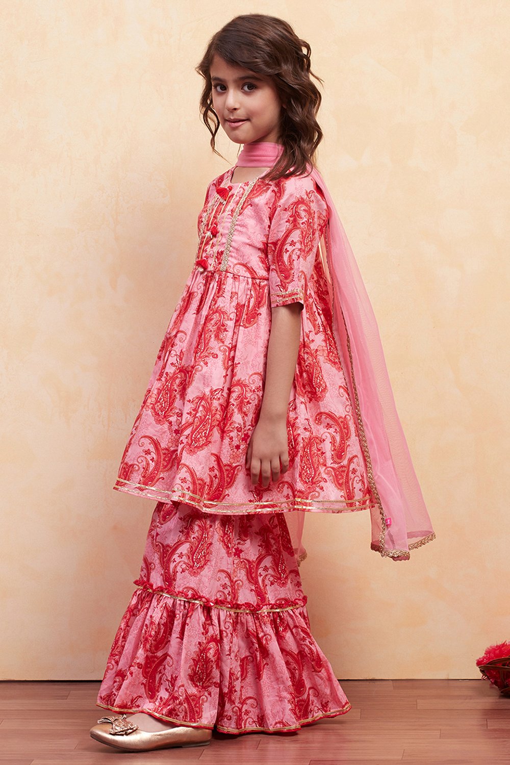 Pink Cotton Printed Gathered Suit Set image number 3