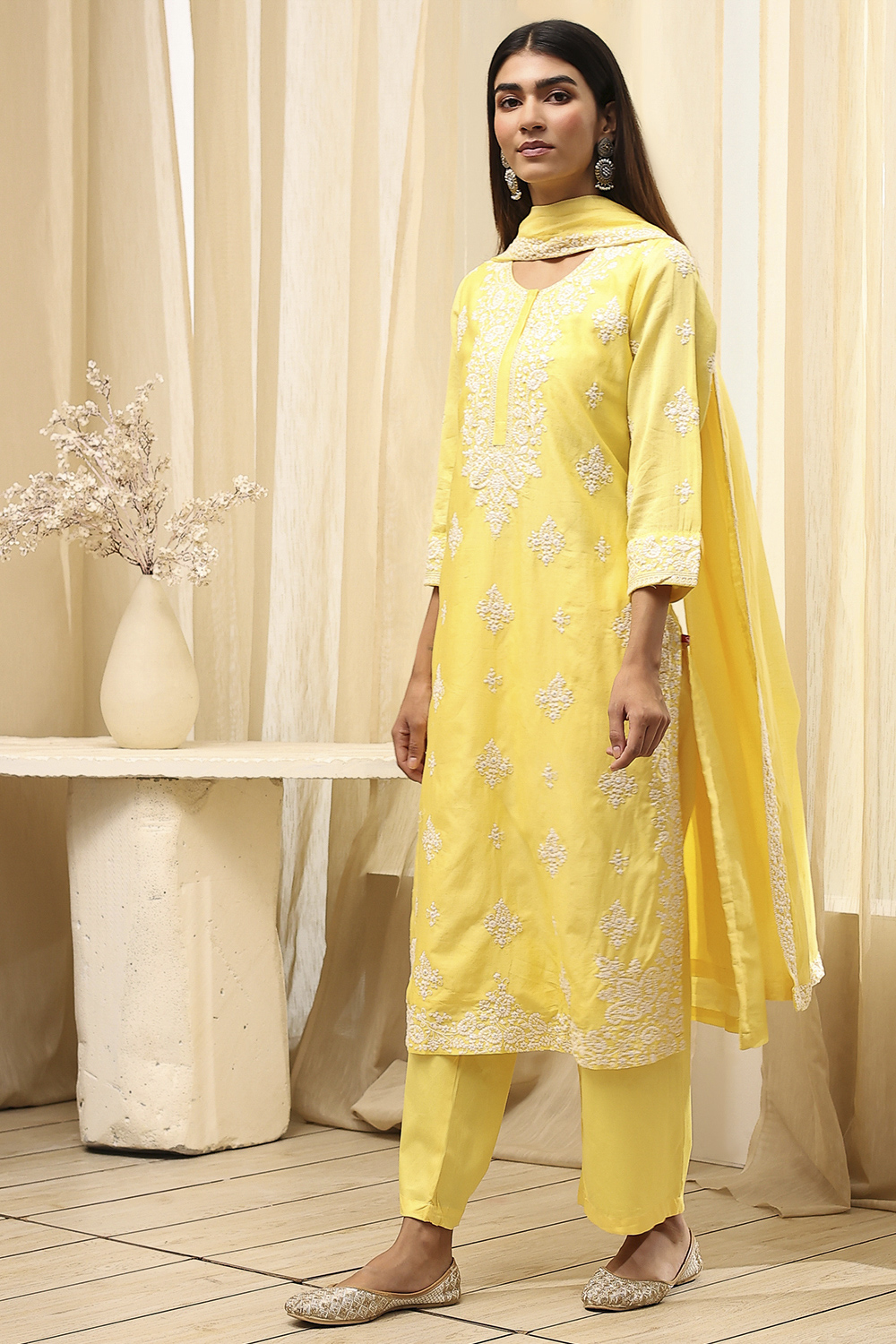 Aqua Cotton Silk Embroidered Straight Suit Set image number 3