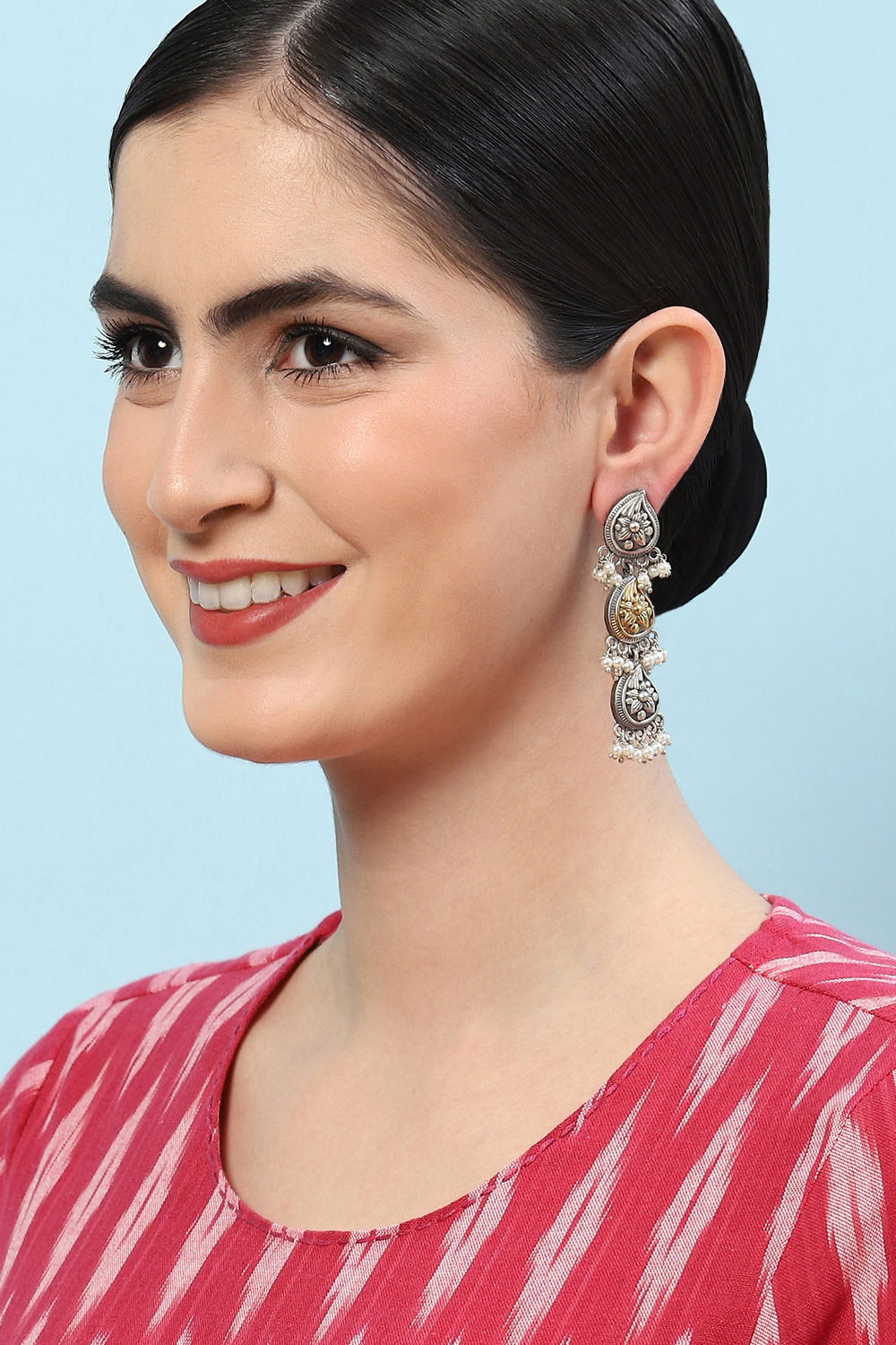 Dual Oxidised Brass Earrings image number 3