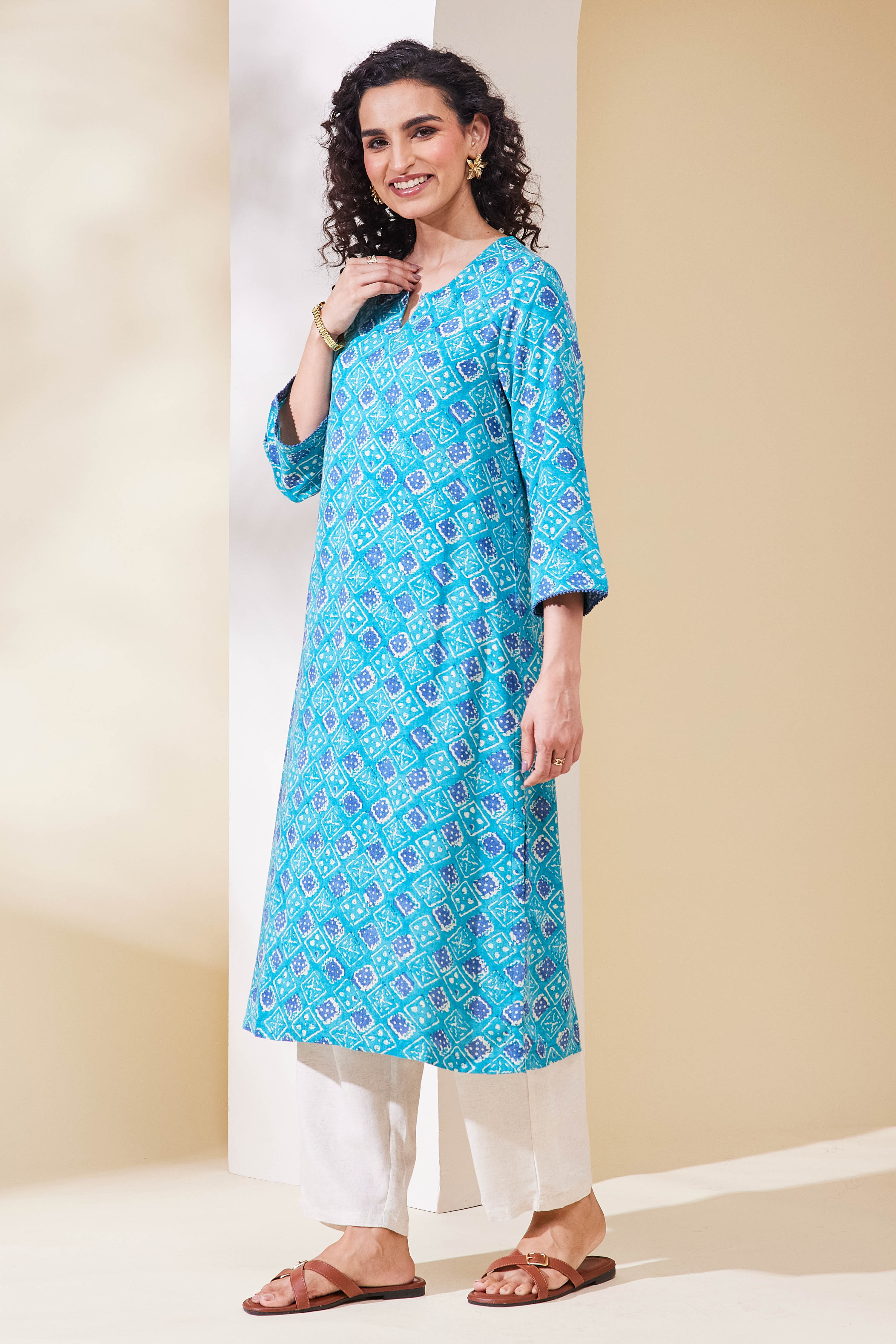 Grey Viscose Rayon Straight Kurta image number 2