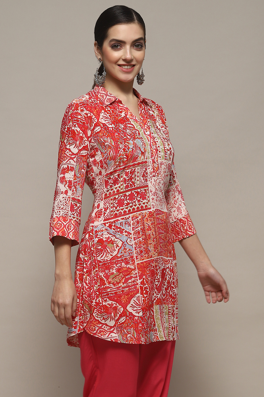Fuschia Viscose Rayon Straight Kurti image number 5