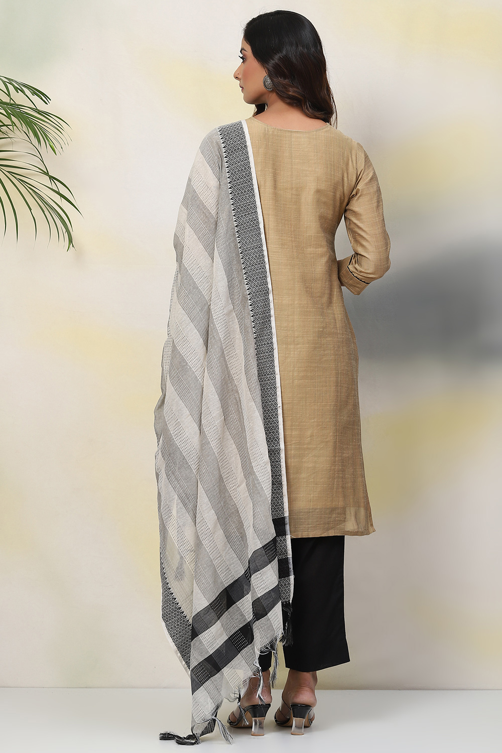 Peach Chanderi Hand Block Print Unstitched Suit Set image number 4