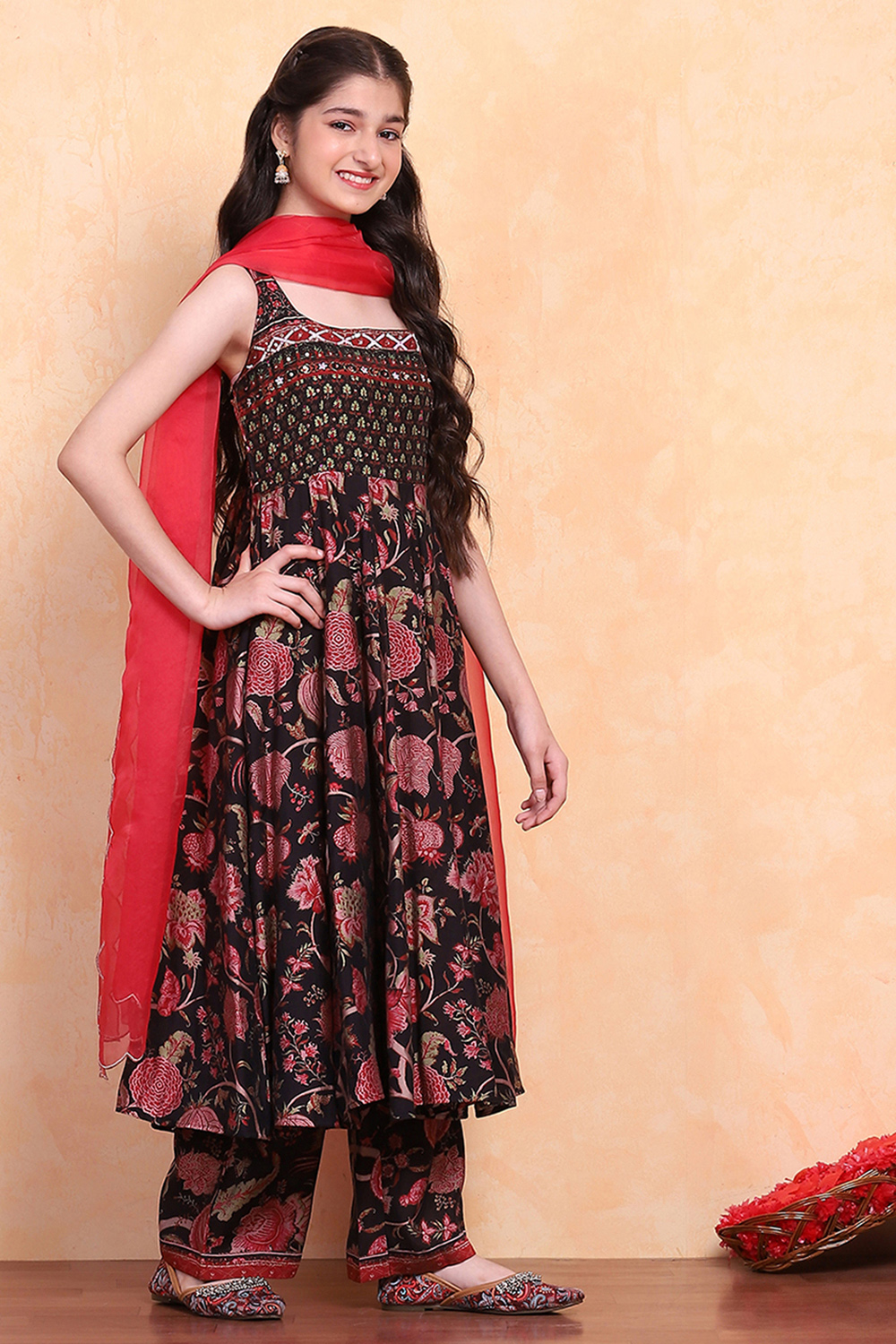 Black Floral Printed Kalidar Suit Set image number 4