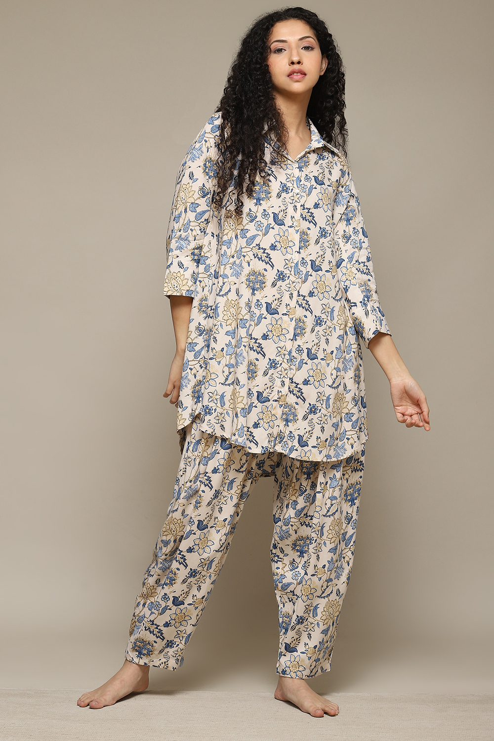 Off White & Red Rayon Printed 2 Piece Sleepwear Set image number 0