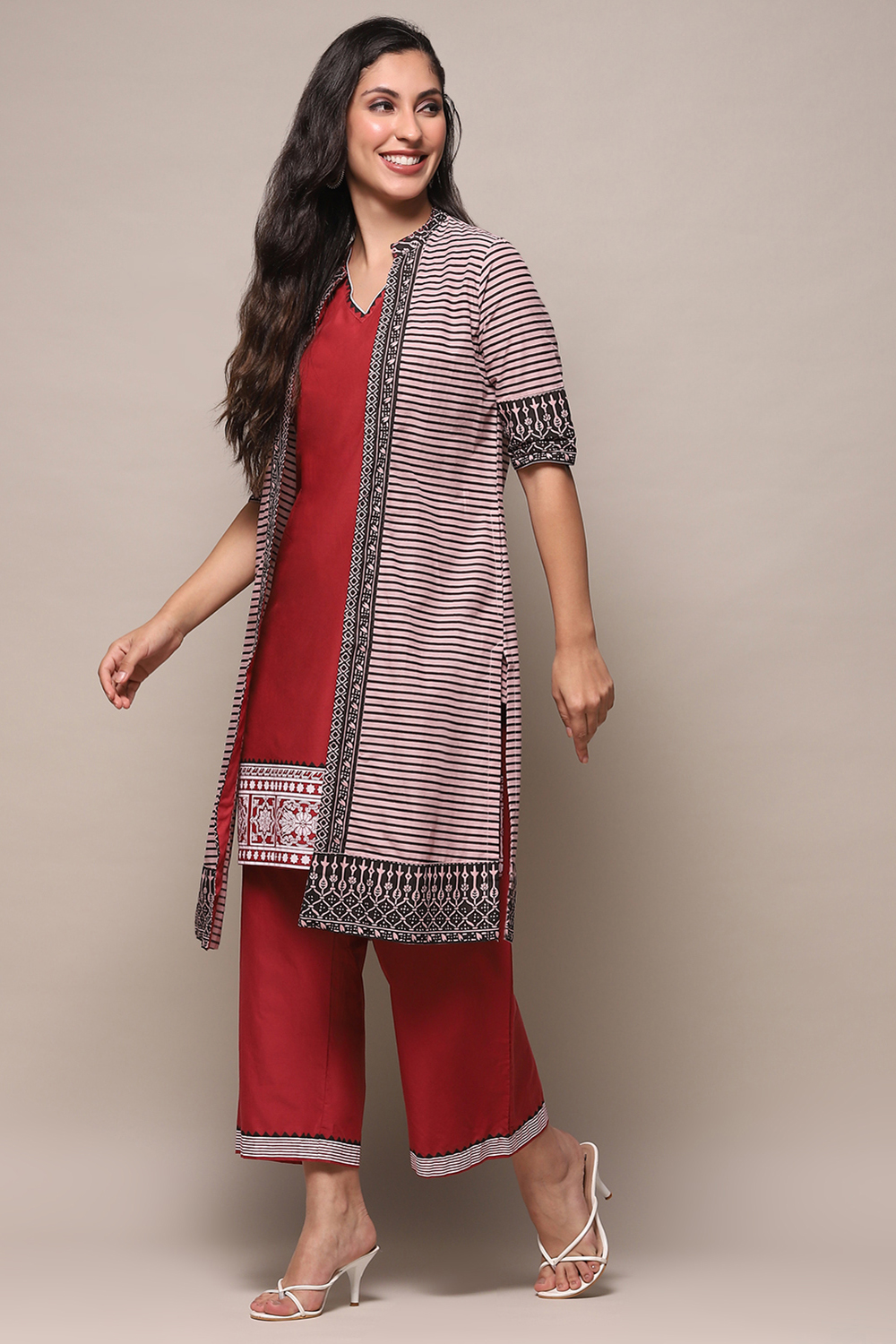 Maroon Cotton Printed Kurta & Palazzo Suit Set image number 4