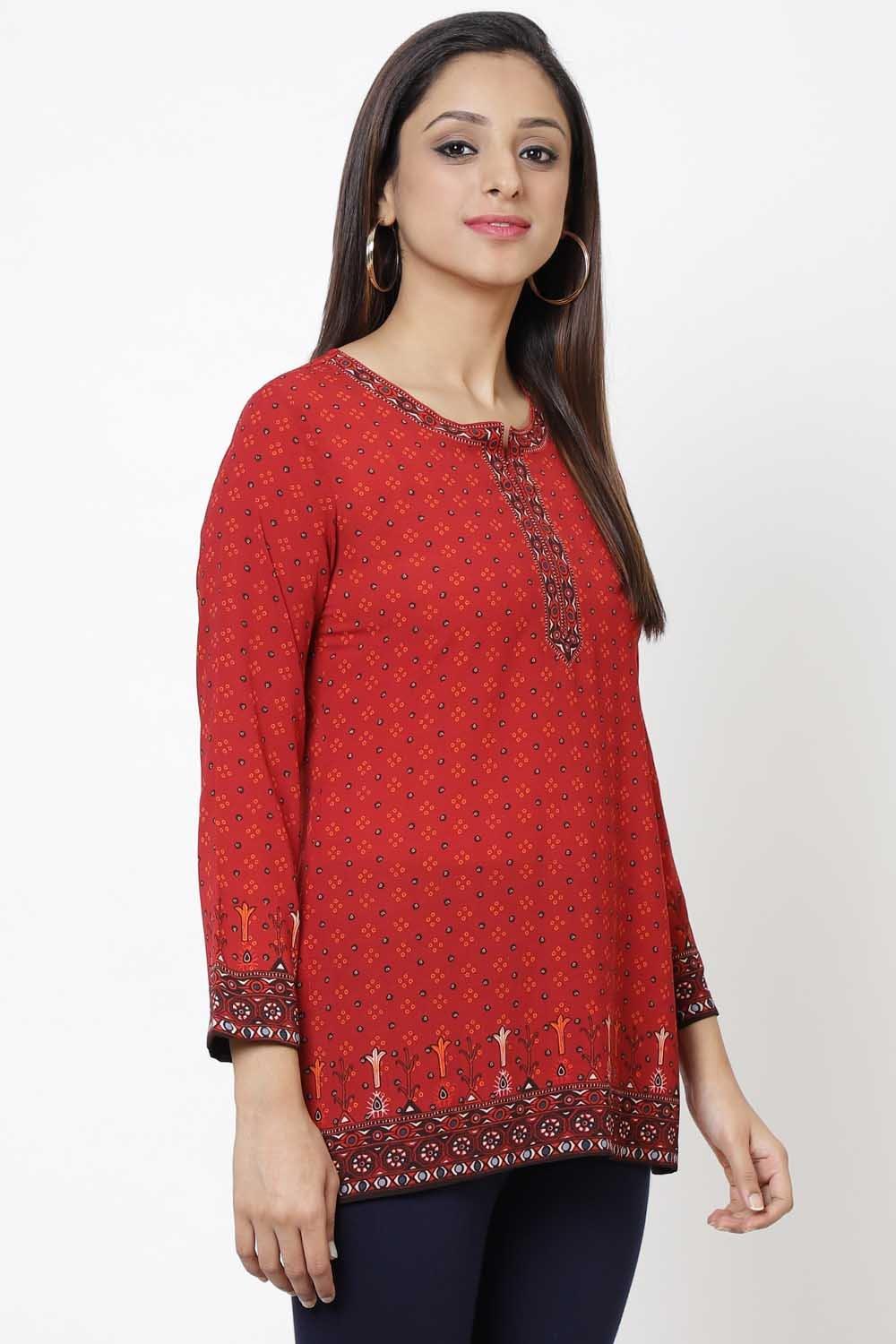 Red Straight Printed Kurti image number 2