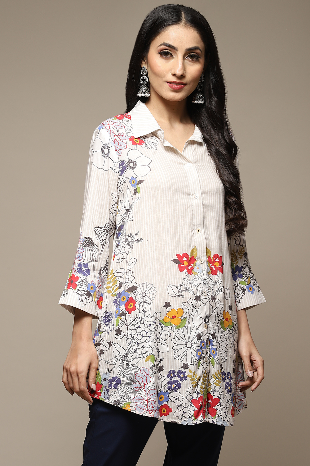 Off White LIVA Printed Shirt image number 3