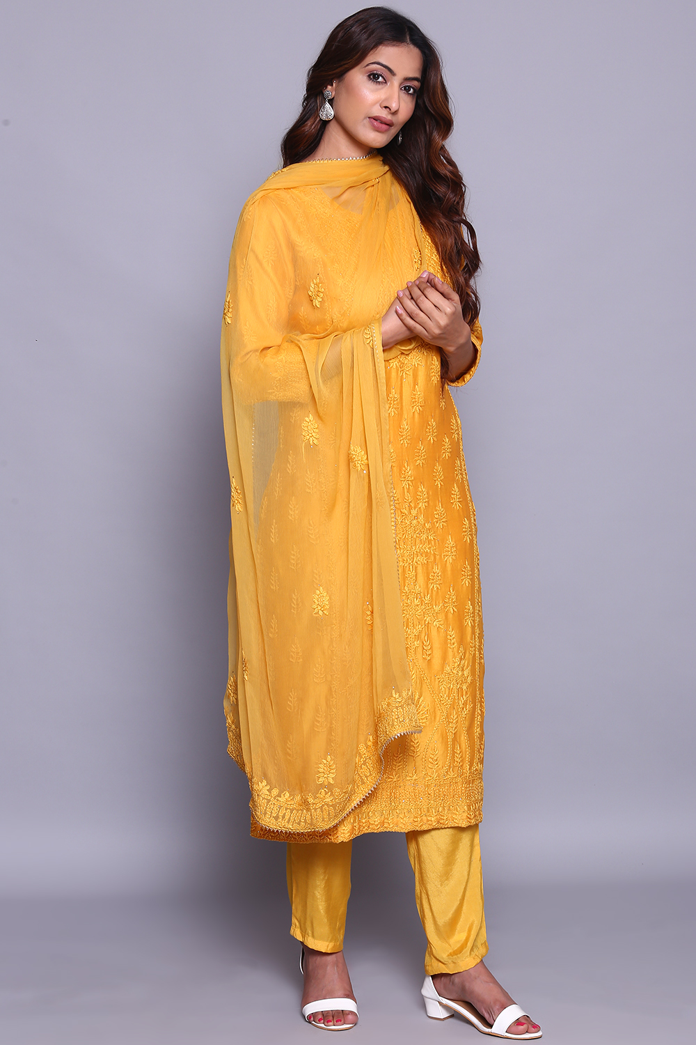 Pink Chanderi Hand Embroidered Unstitched Suit Set image number 3