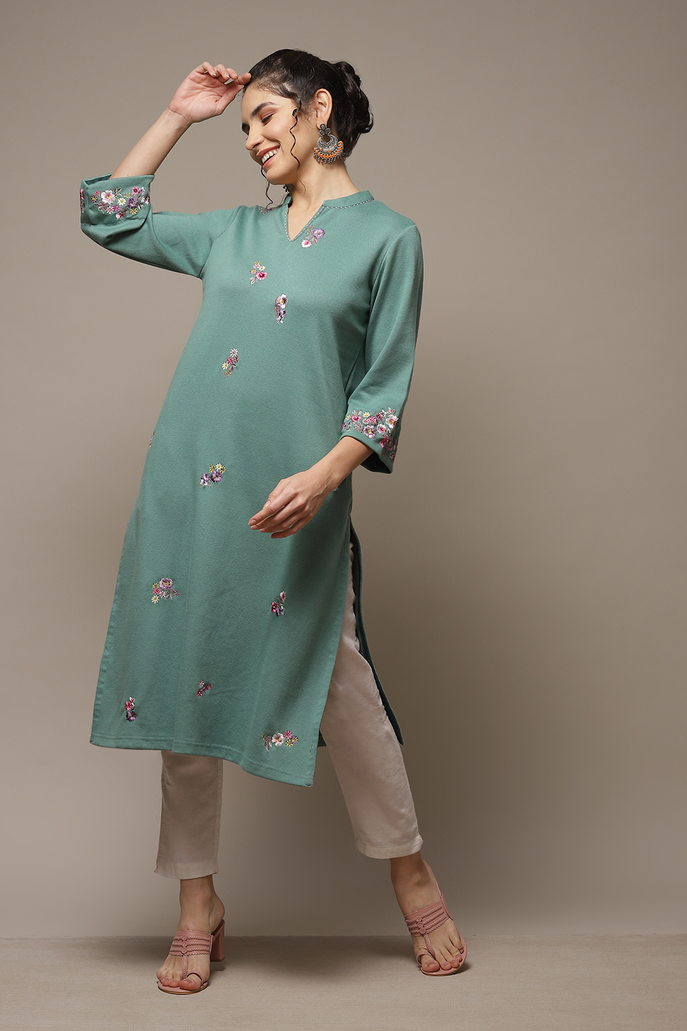 Peach Acrylic Straight Yarndyed Kurta image number 0