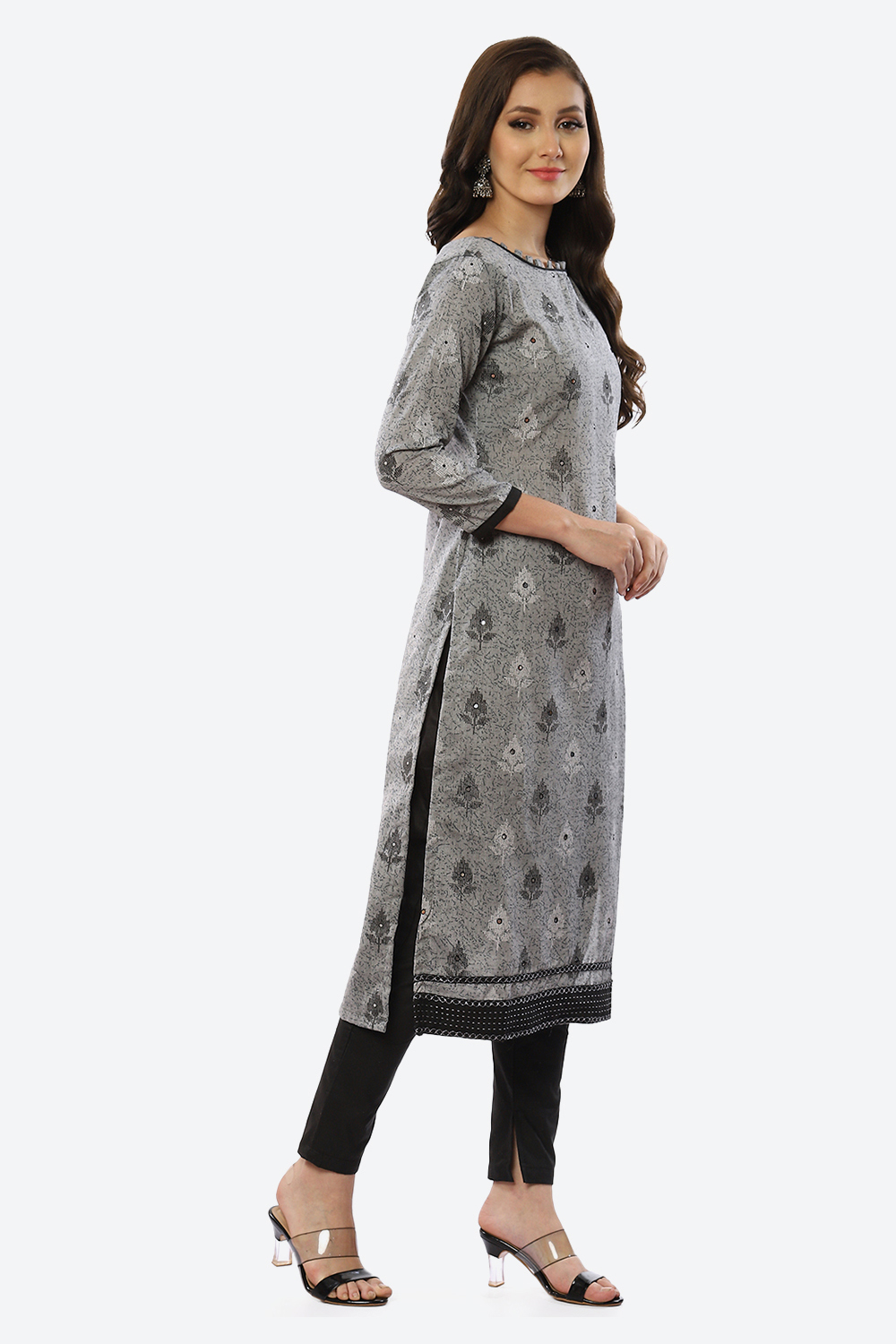 Grey Cotton Unstitched Suit Set image number 5