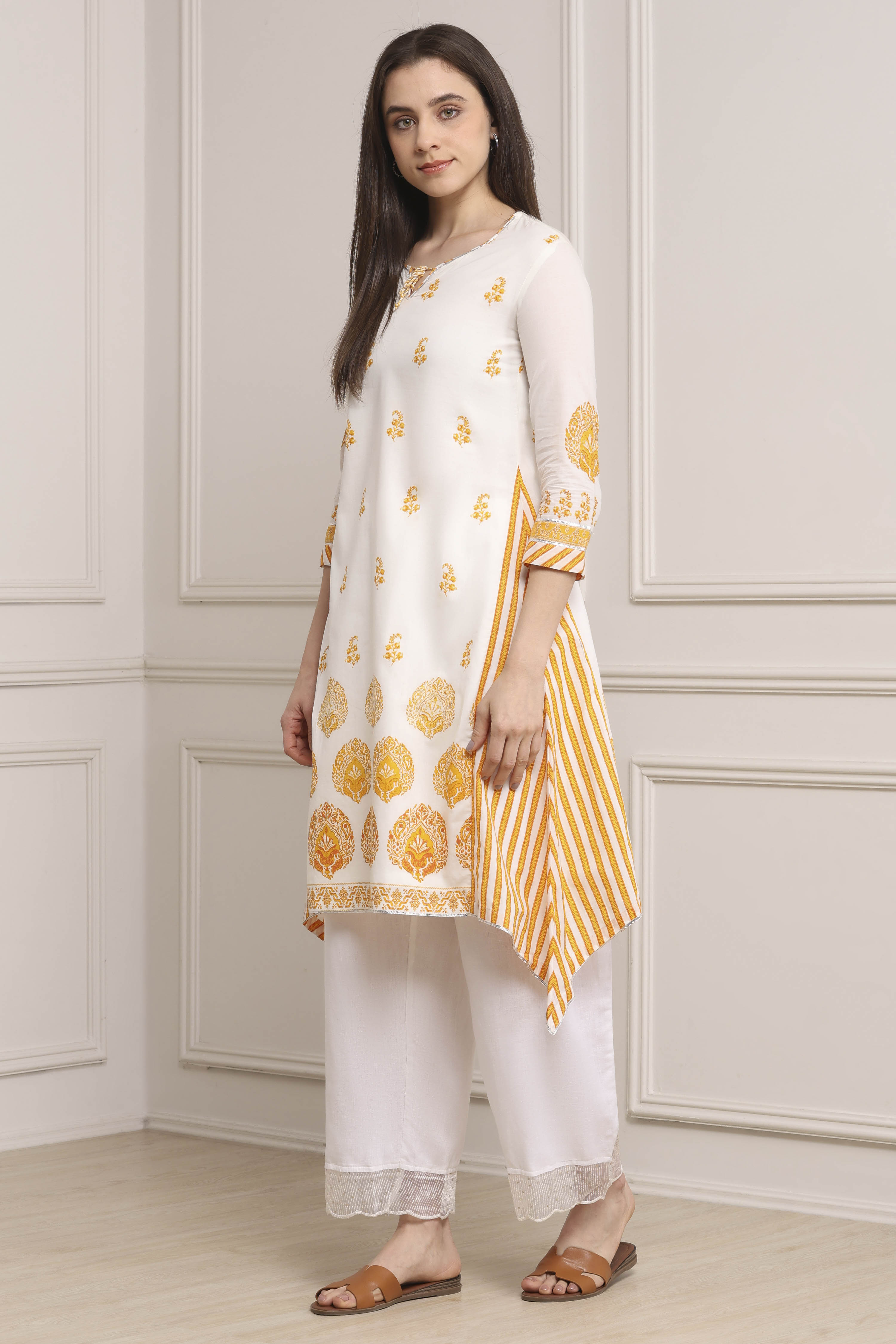 White-Yellow Cotton A-Line Kurta Pants Set image number 3