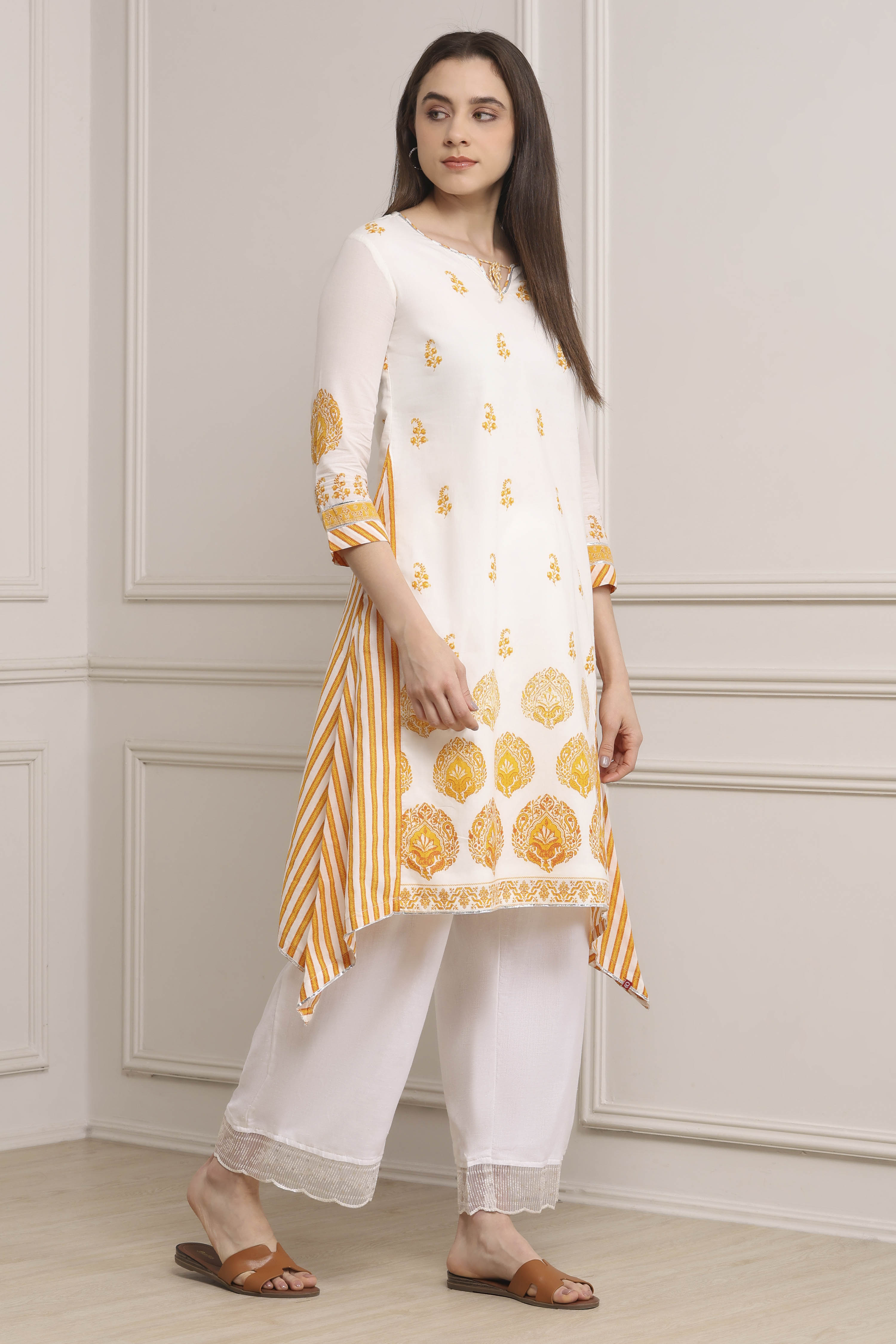White-Yellow Cotton A-Line Kurta Pants Set image number 5
