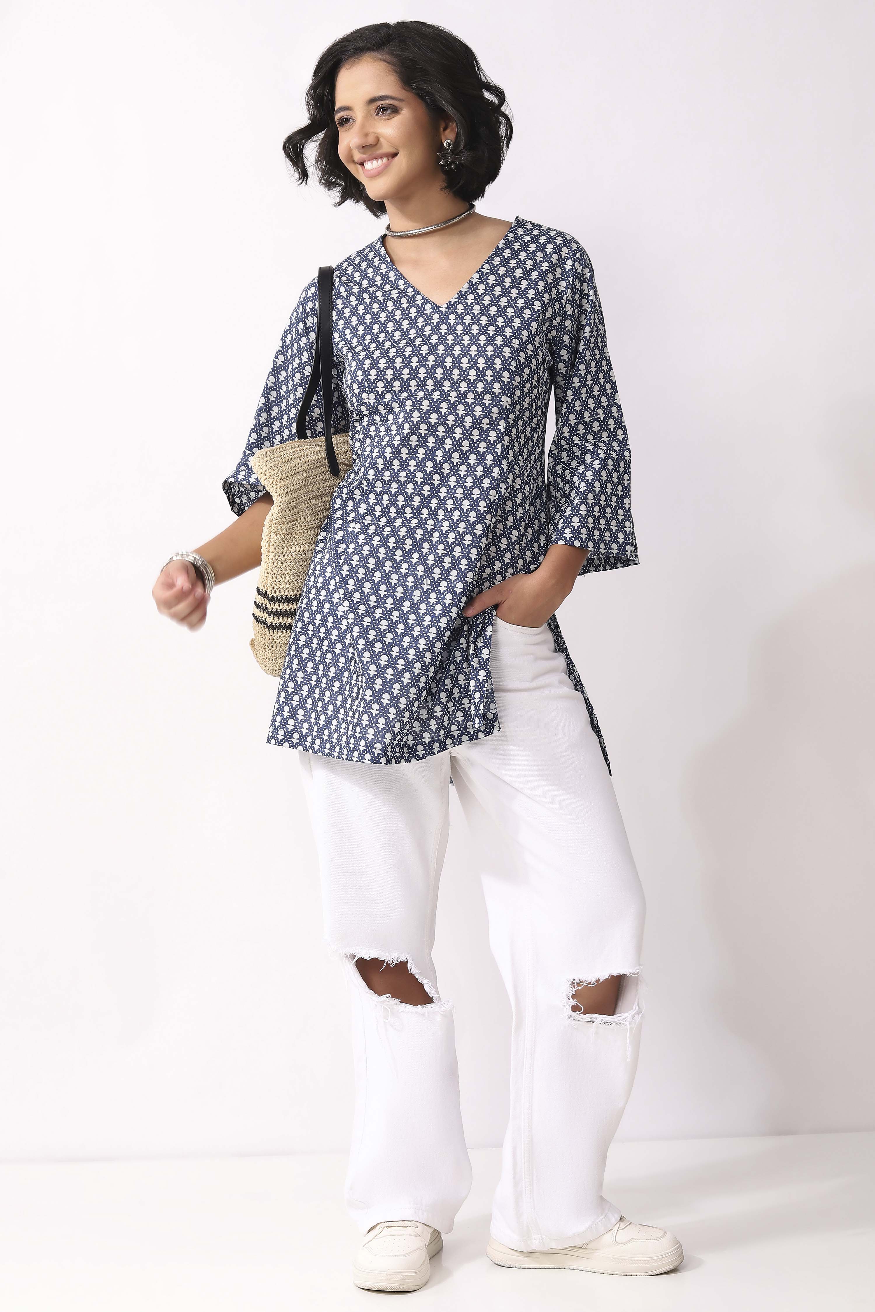 Indigo Cotton Ethnic Motif Print Lace-Up Kurti image number 0