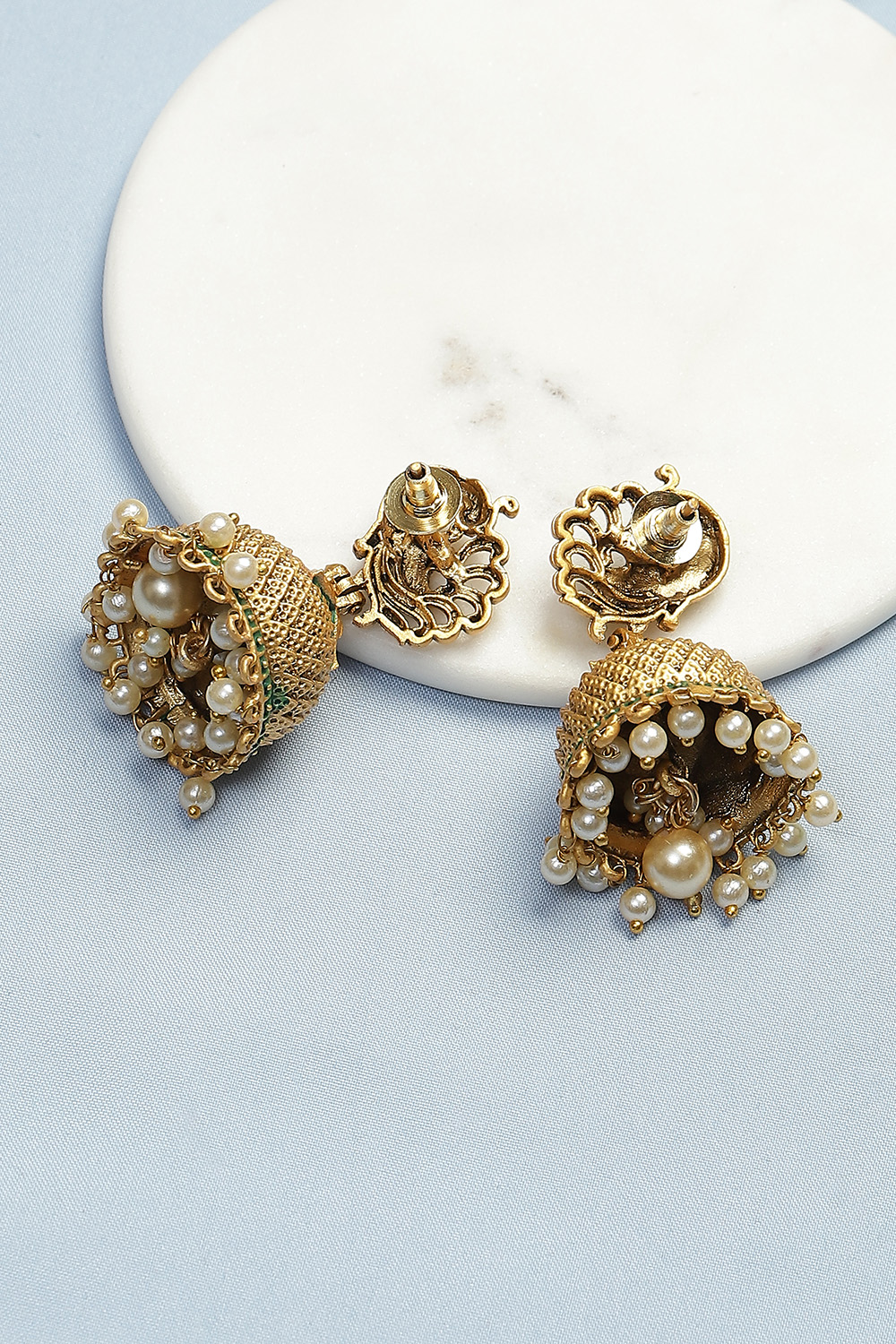 Gold Alloy Earrings image number 2