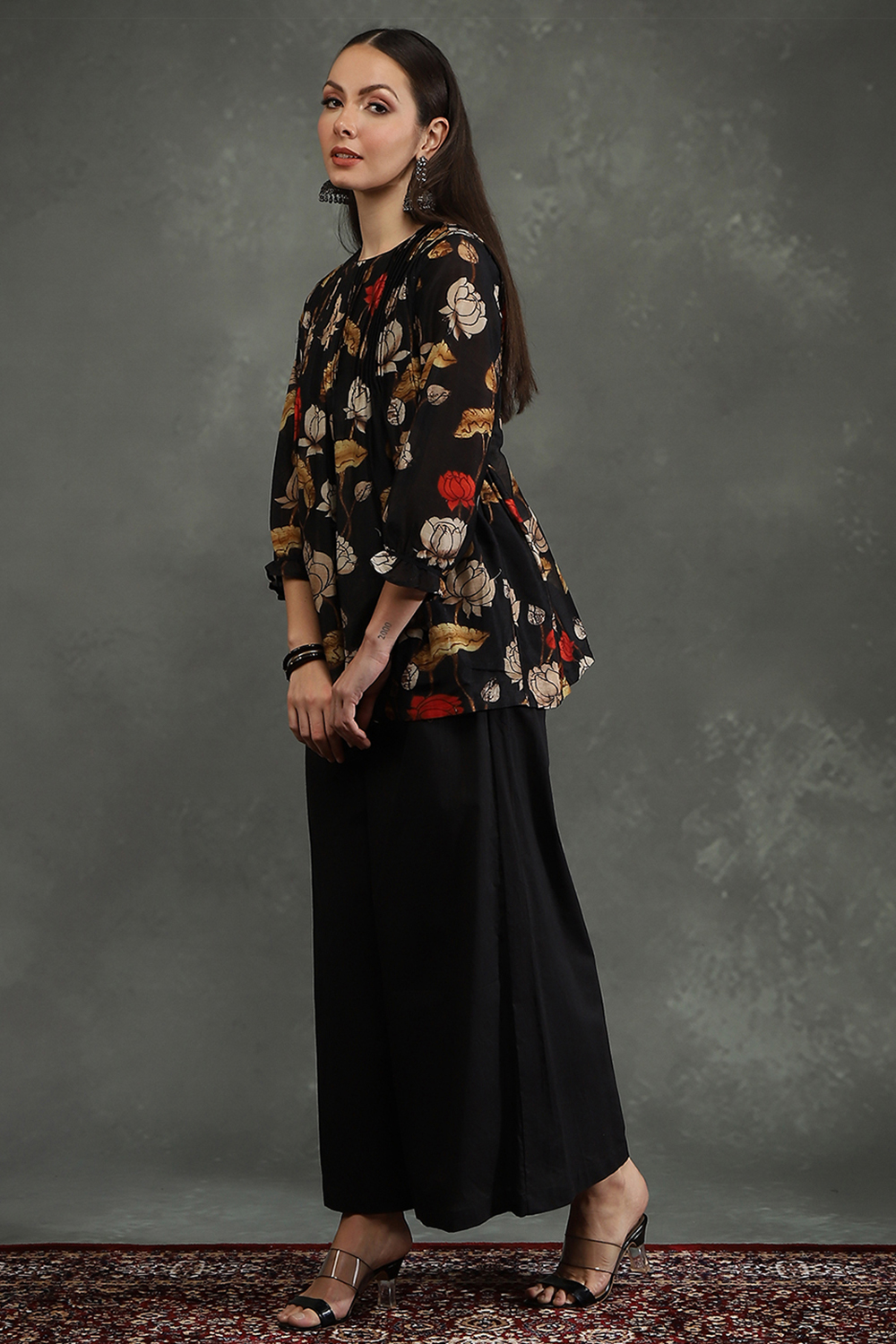 Cream-Colored Silk Chanderi Floral Printed Gathered Co-ord Set image number 3