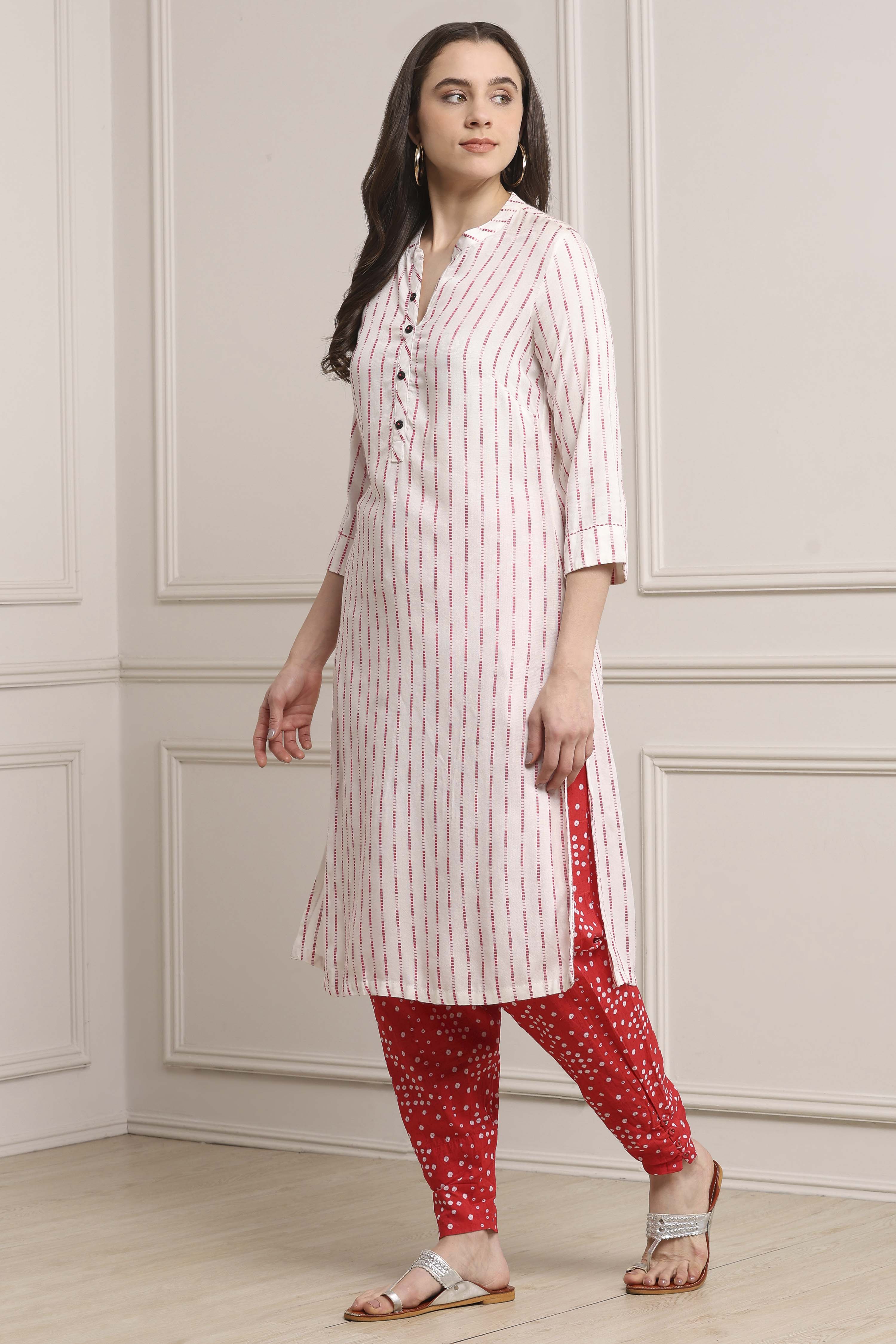 Off White Pink Viscose Rayon Straight Kurta Pants Set image number 3