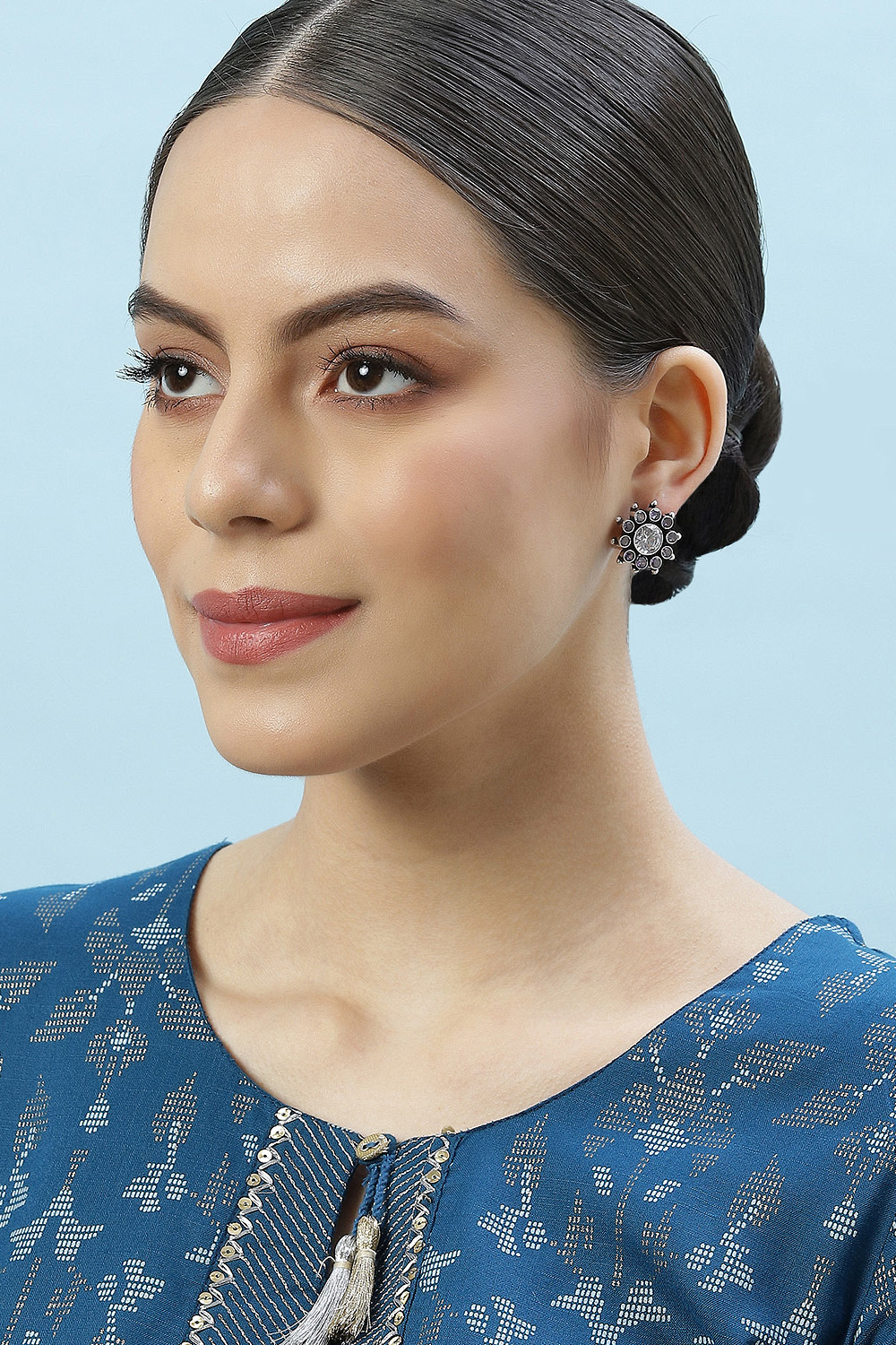 White Brass Earrings image number 3