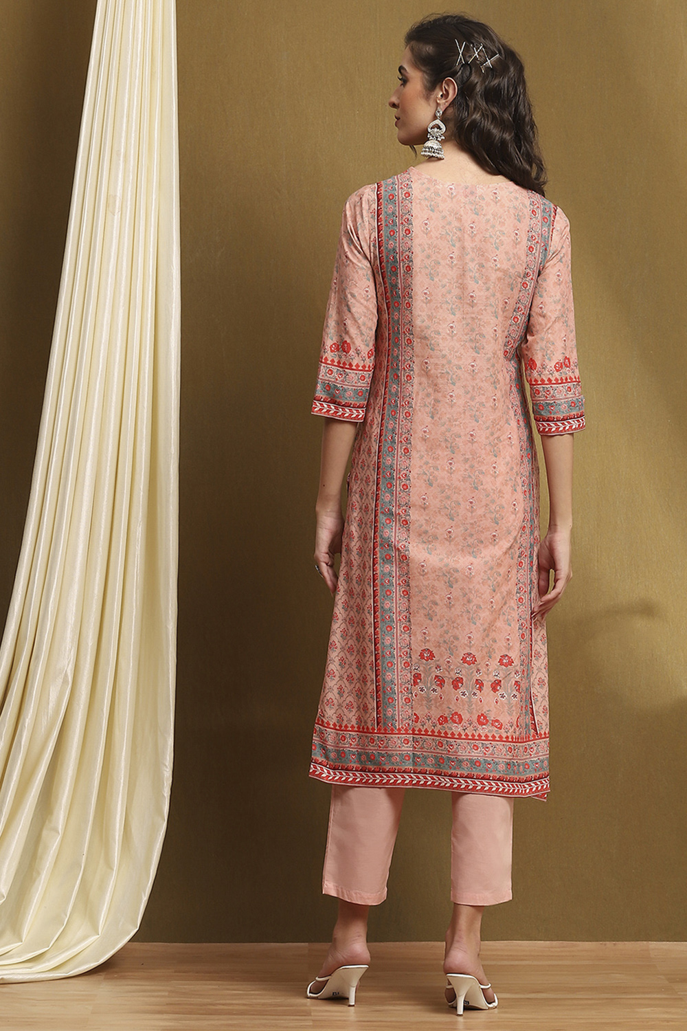 Moss Green Cotton Floral Printed Straight Suit Set image number 4