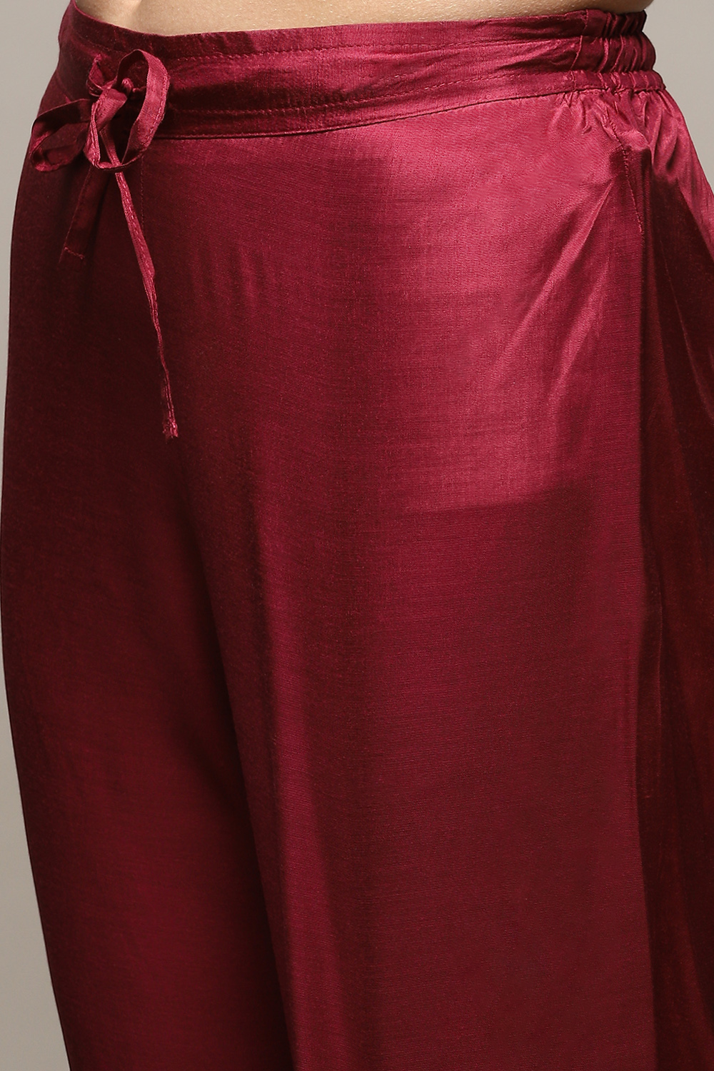 Orange Printed Viscose Straight Kurta Regular Pants Suit Set image number 2