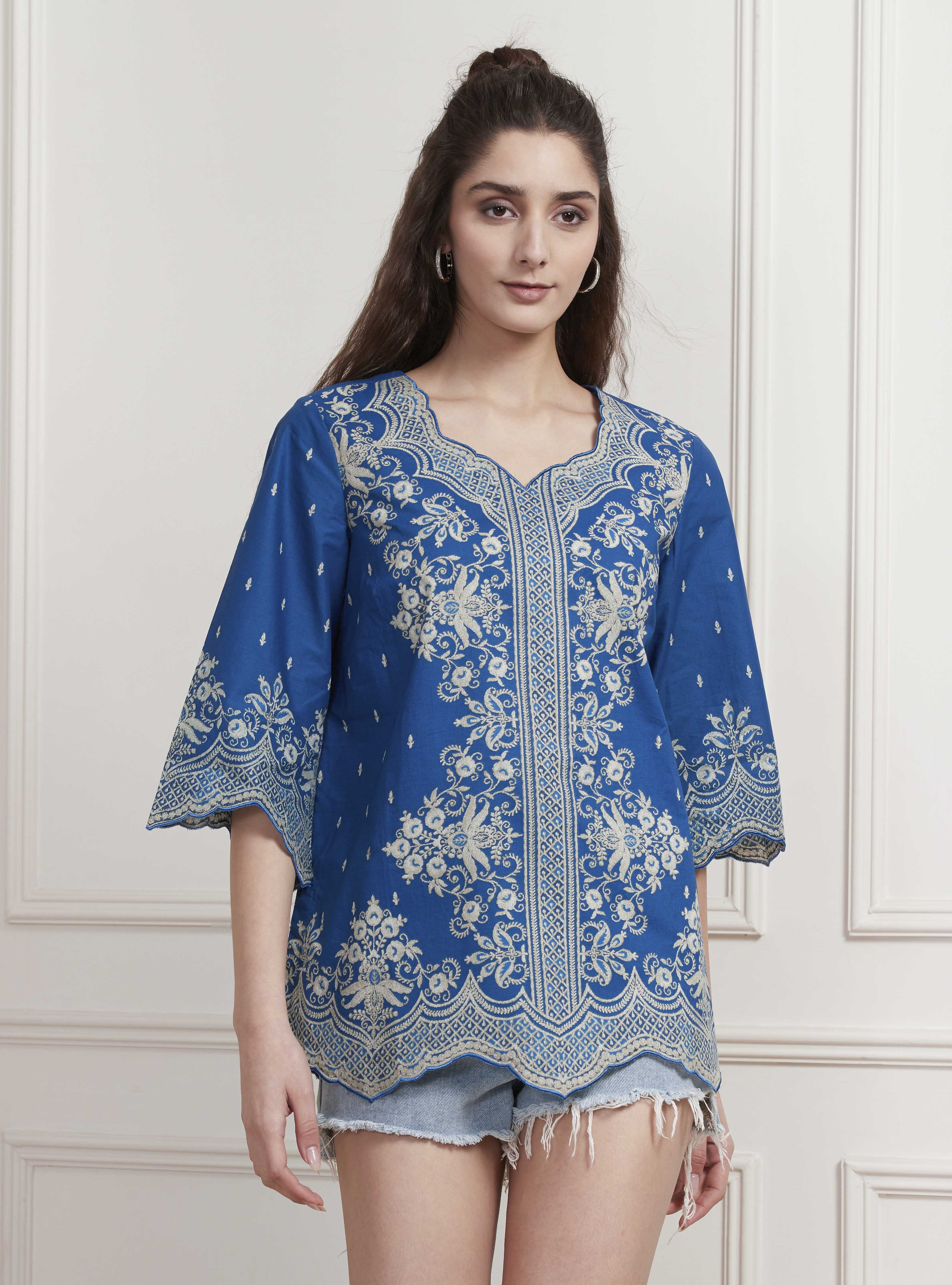 Red Cotton All-Over Floral Printed Kurti image number 5