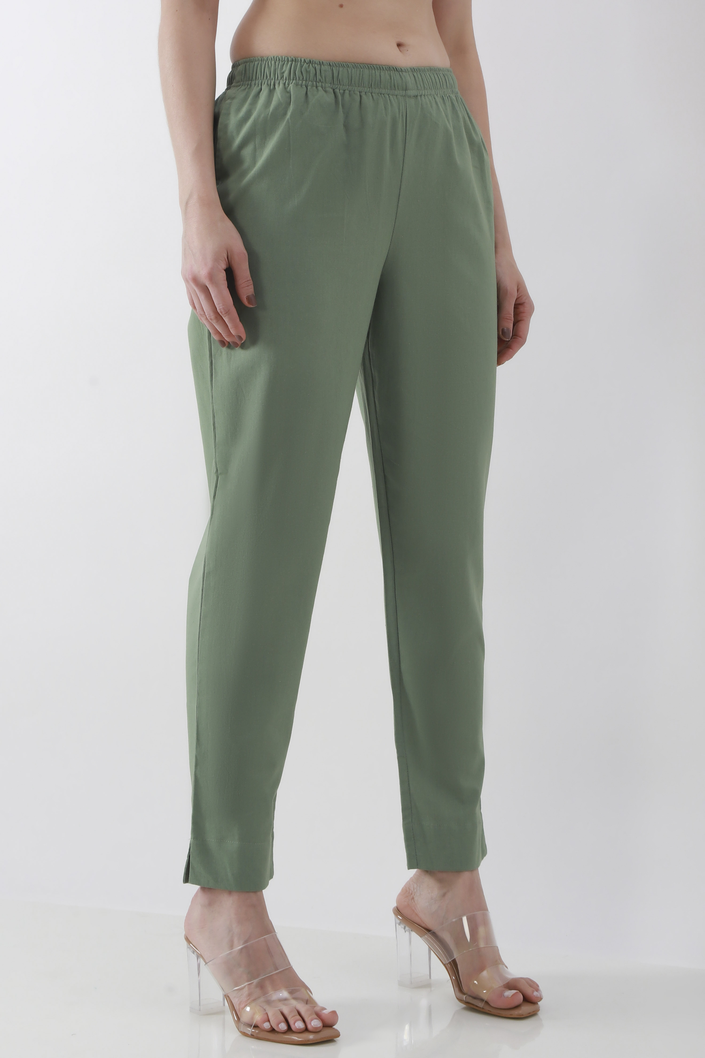 Bottle Green Cotton Solid Fitted Pants image number 3