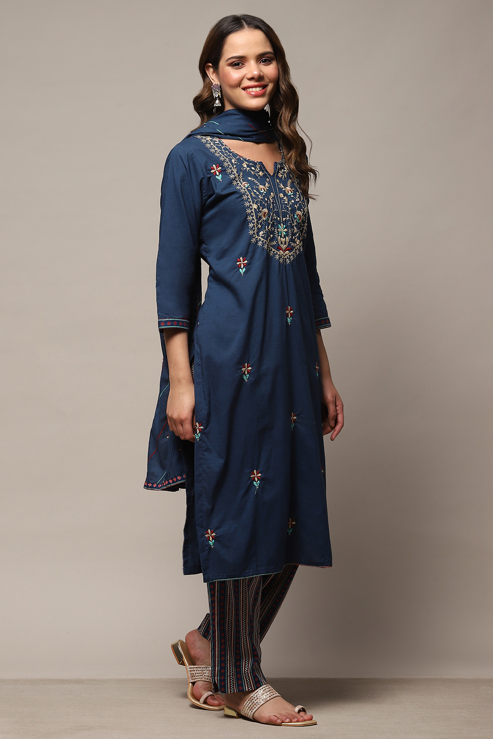 Blue Cotton Unstitched Suit set image number 7