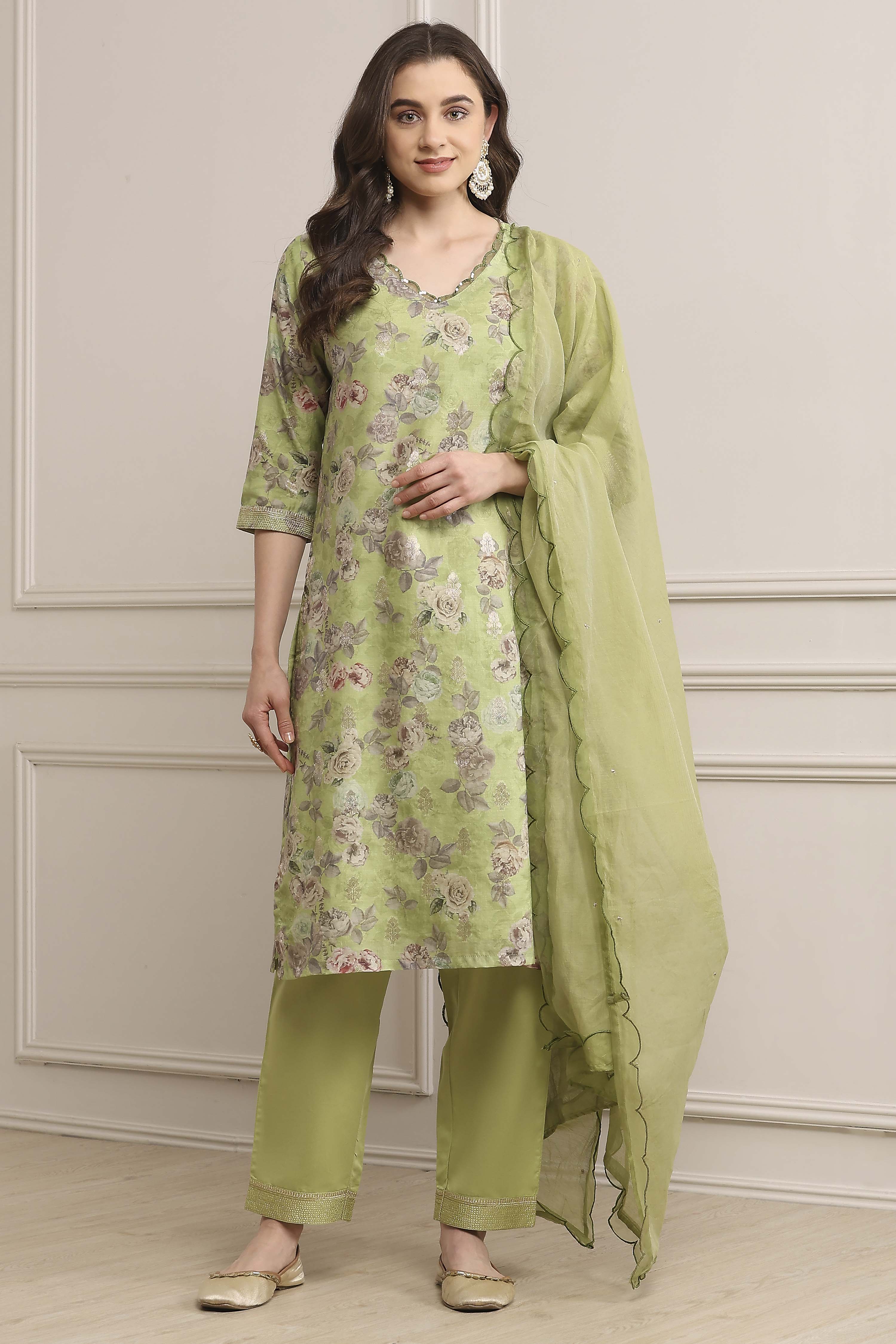 Green Cotton Blend Floral Straight Suit Set image number 6