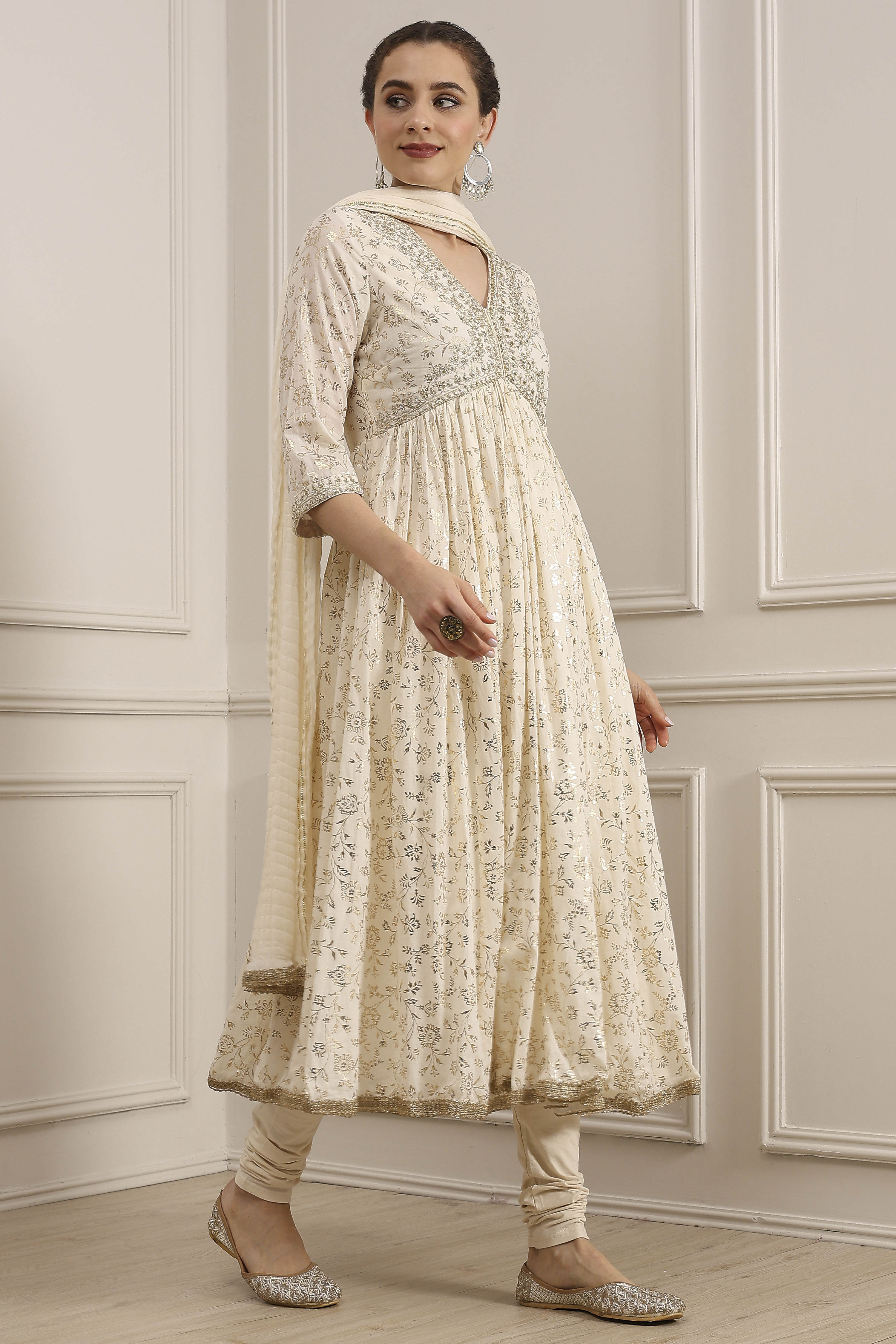 Off-White Cotton Foil Printed Anarkali Suit Set image number 5