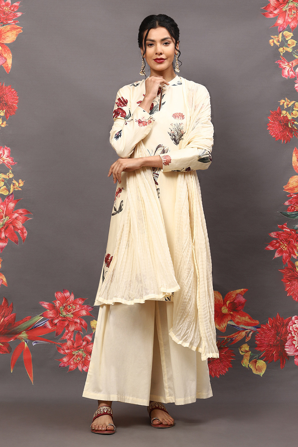 Rohit Bal Off White Cotton Blend Straight Kurta Suit Set image number 7