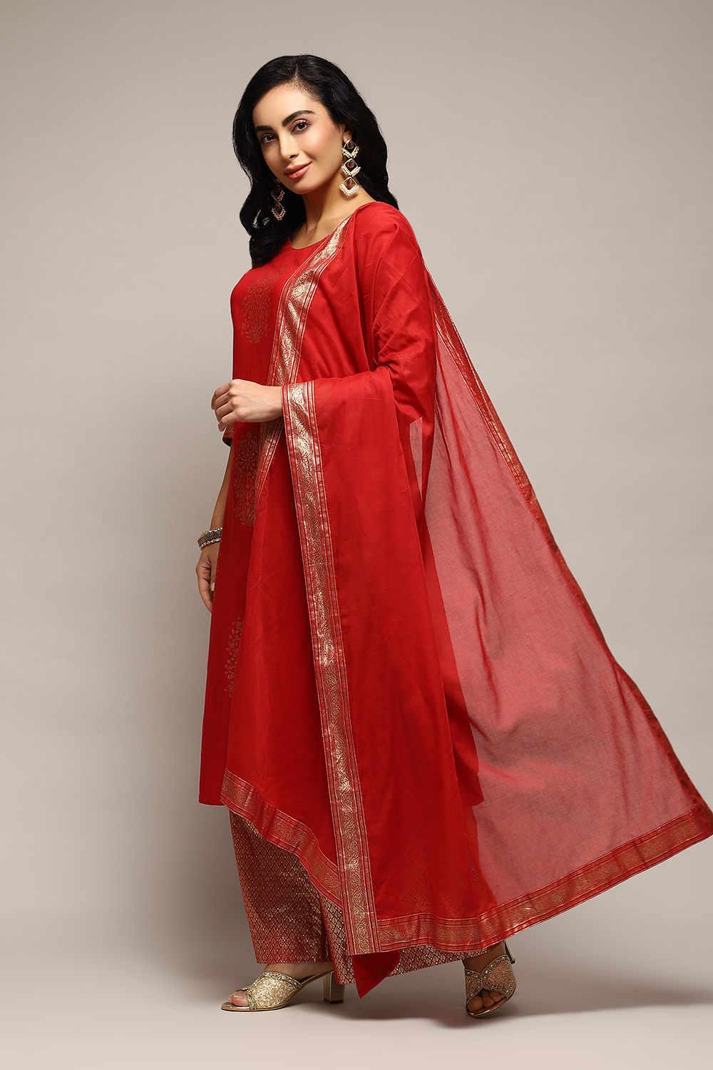 Navy Blue Cotton Straight Printed Kurta Capri Suit Set image number 5