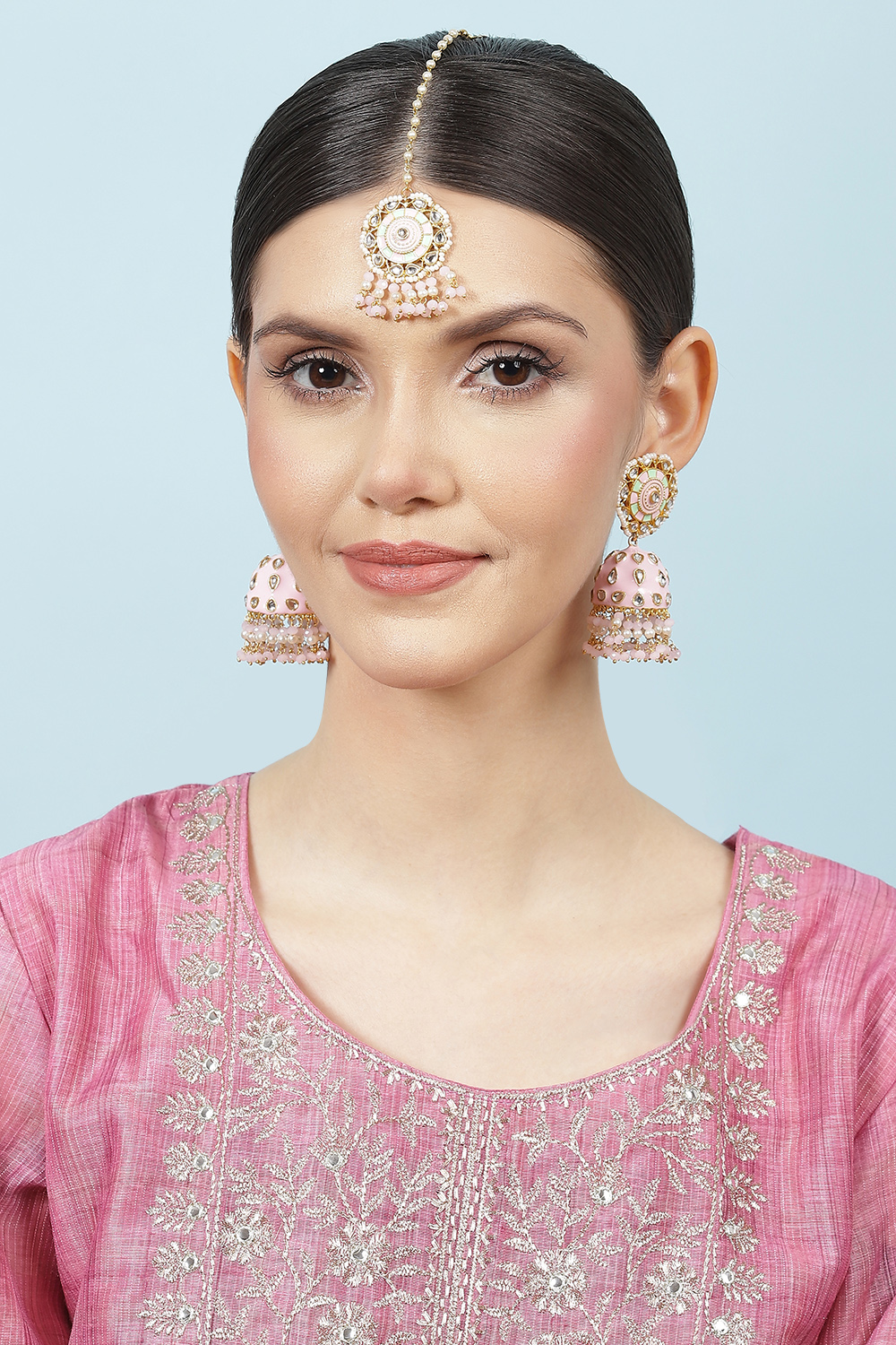 Light Pink Brass Necklace Set image number 1