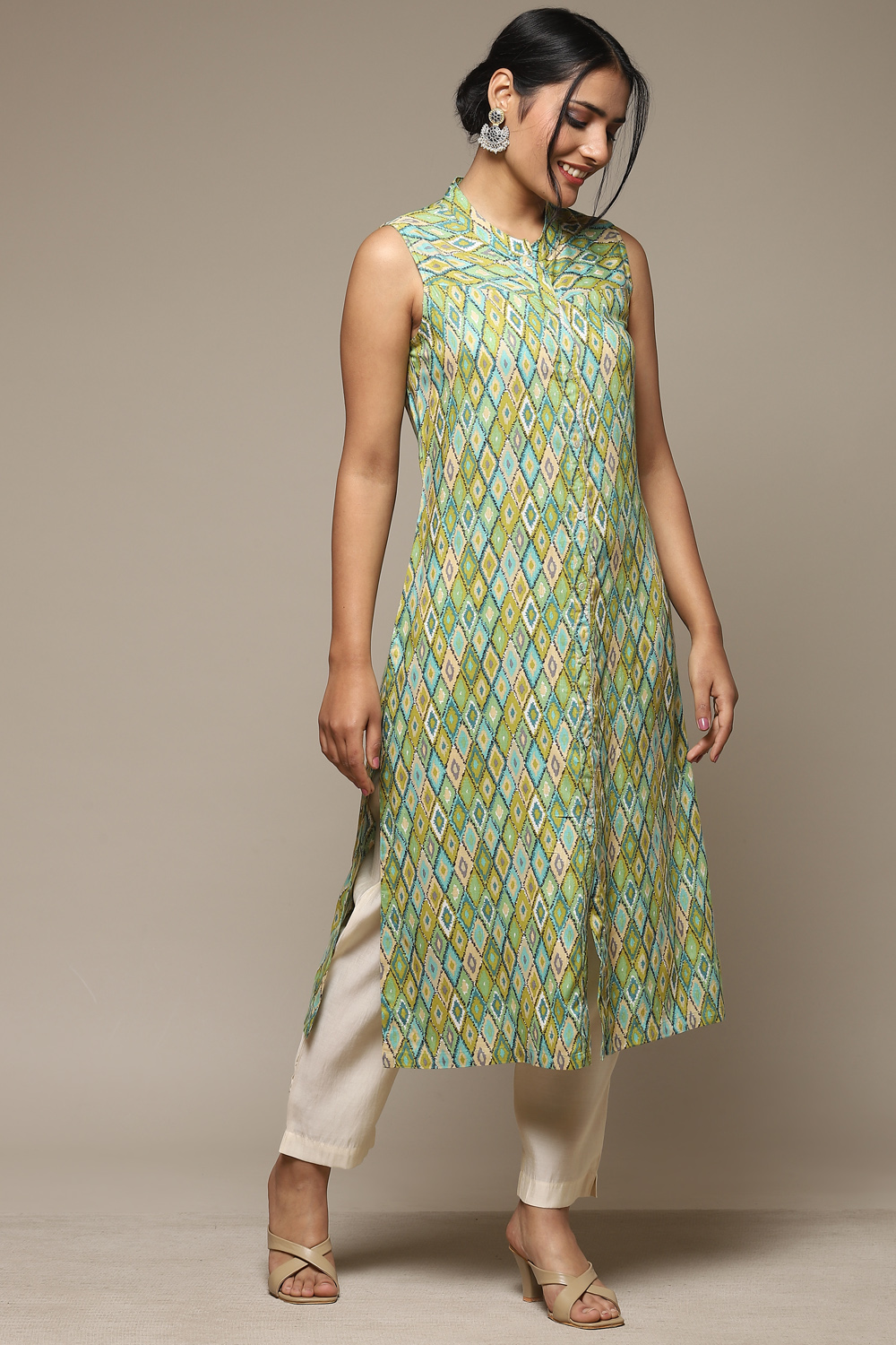 Green Rayon Straight Printed Kurta image number 5