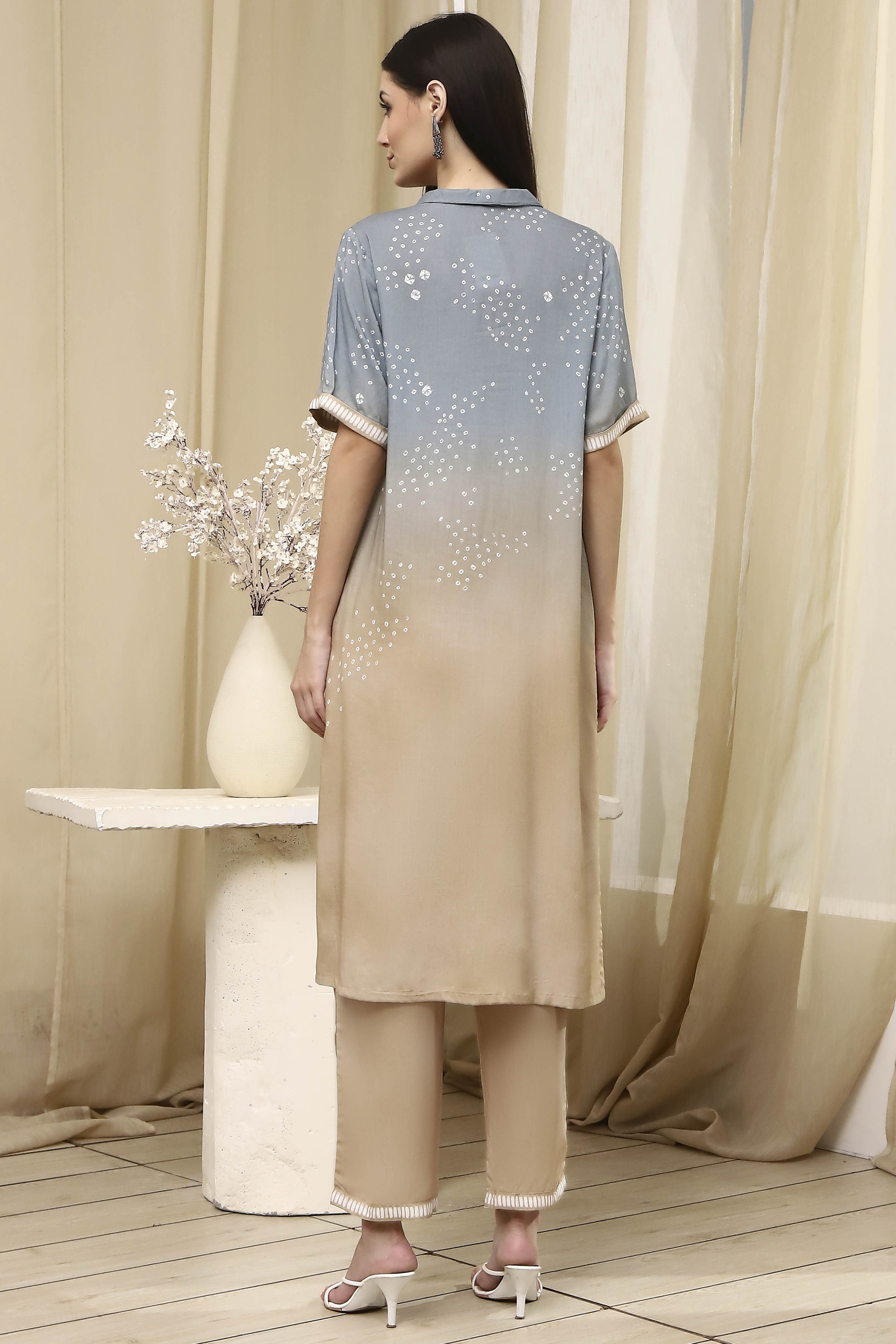 Grey and Beige Printed Straight Co-ord Set image number 4