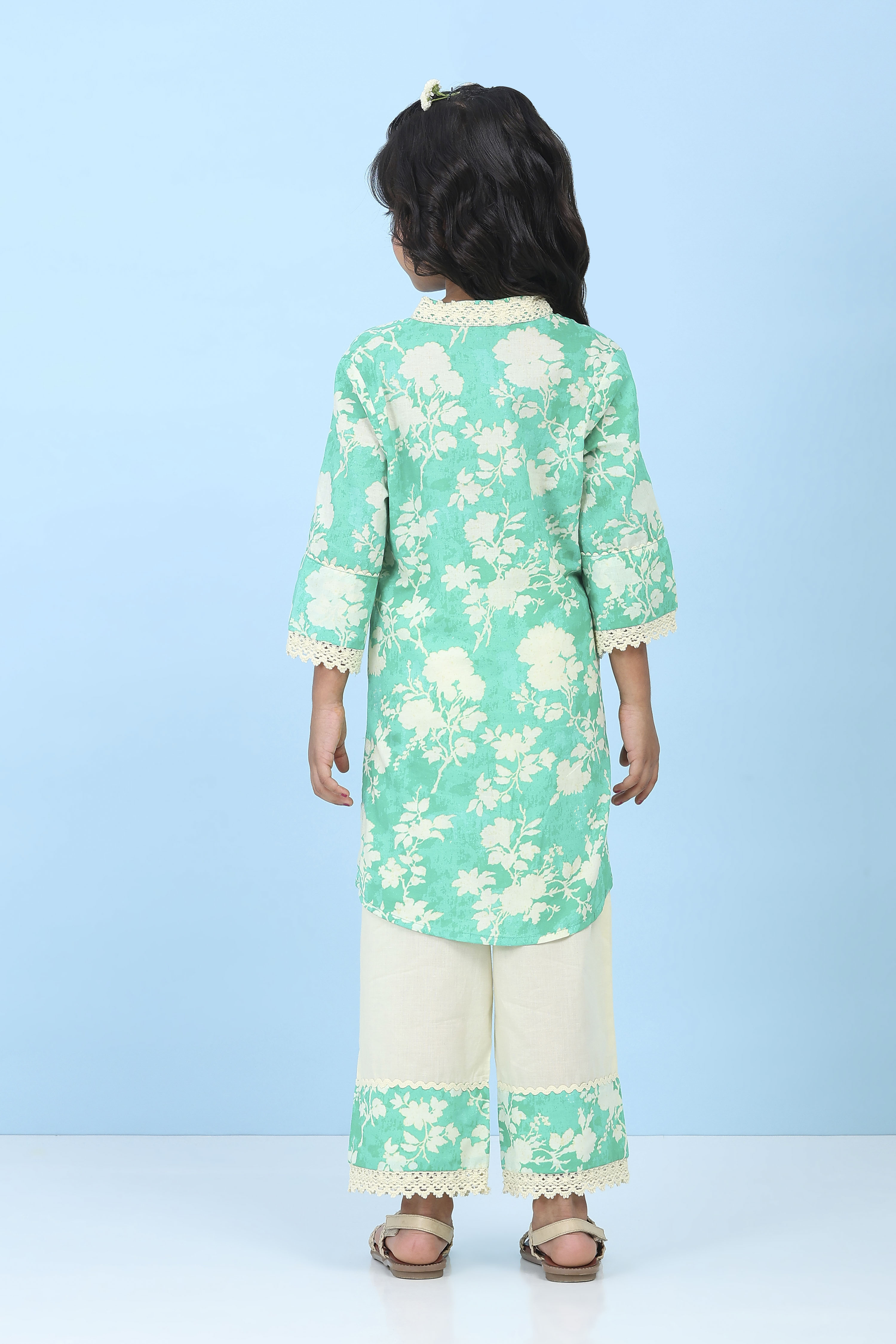 Green Cotton Floral Lace Trim Straight Suit Set image number 3