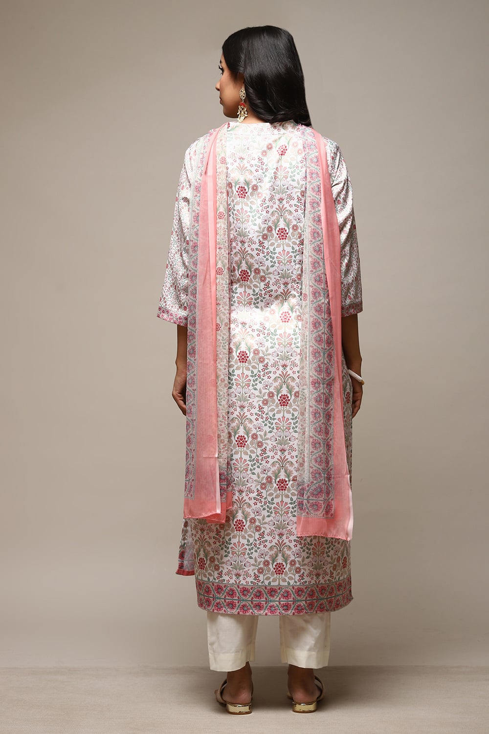 Off White Cotton Screen Print Unstitched Suit Set image number 13