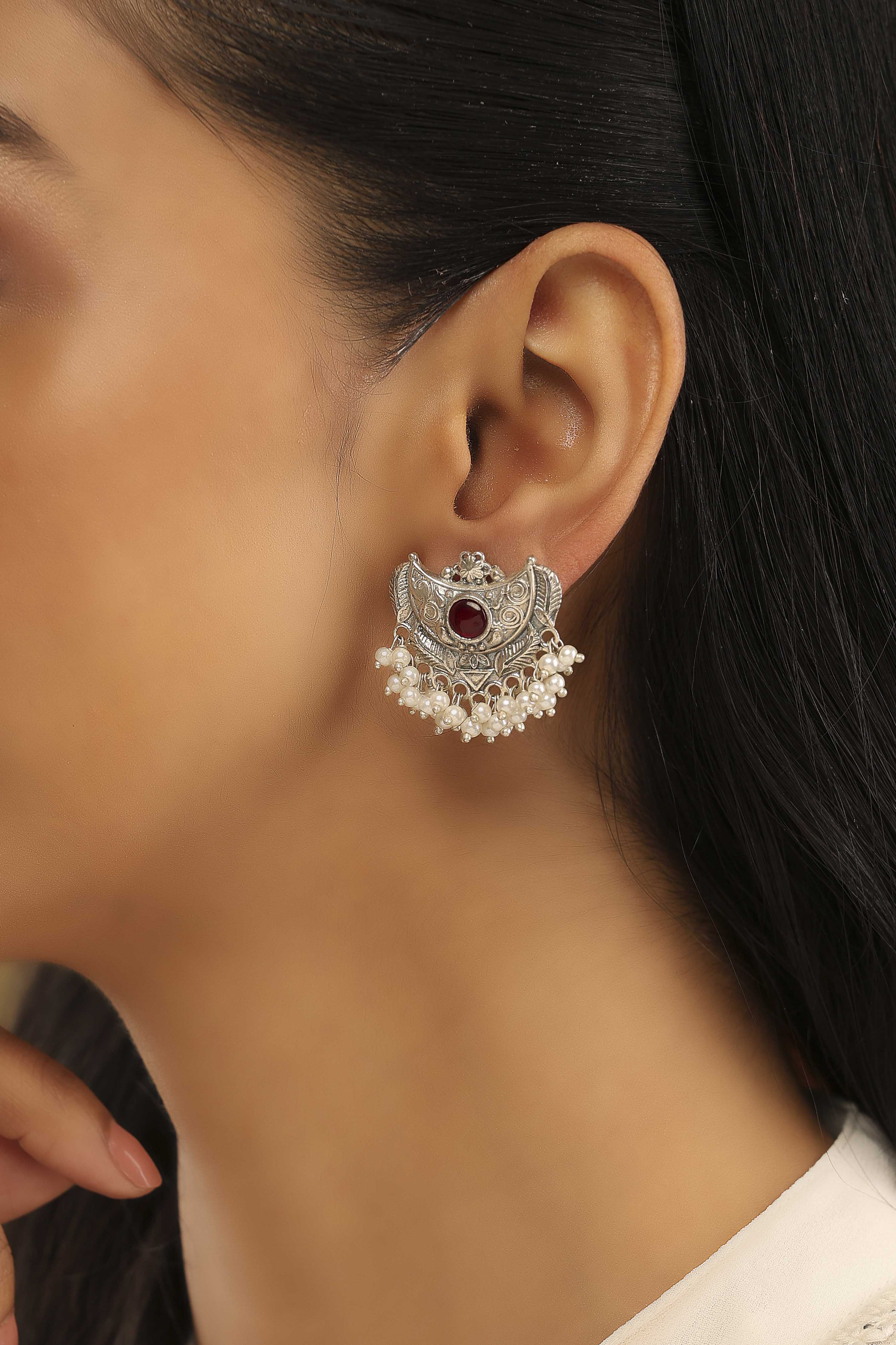 Dark Pink Brass Studs image number 1