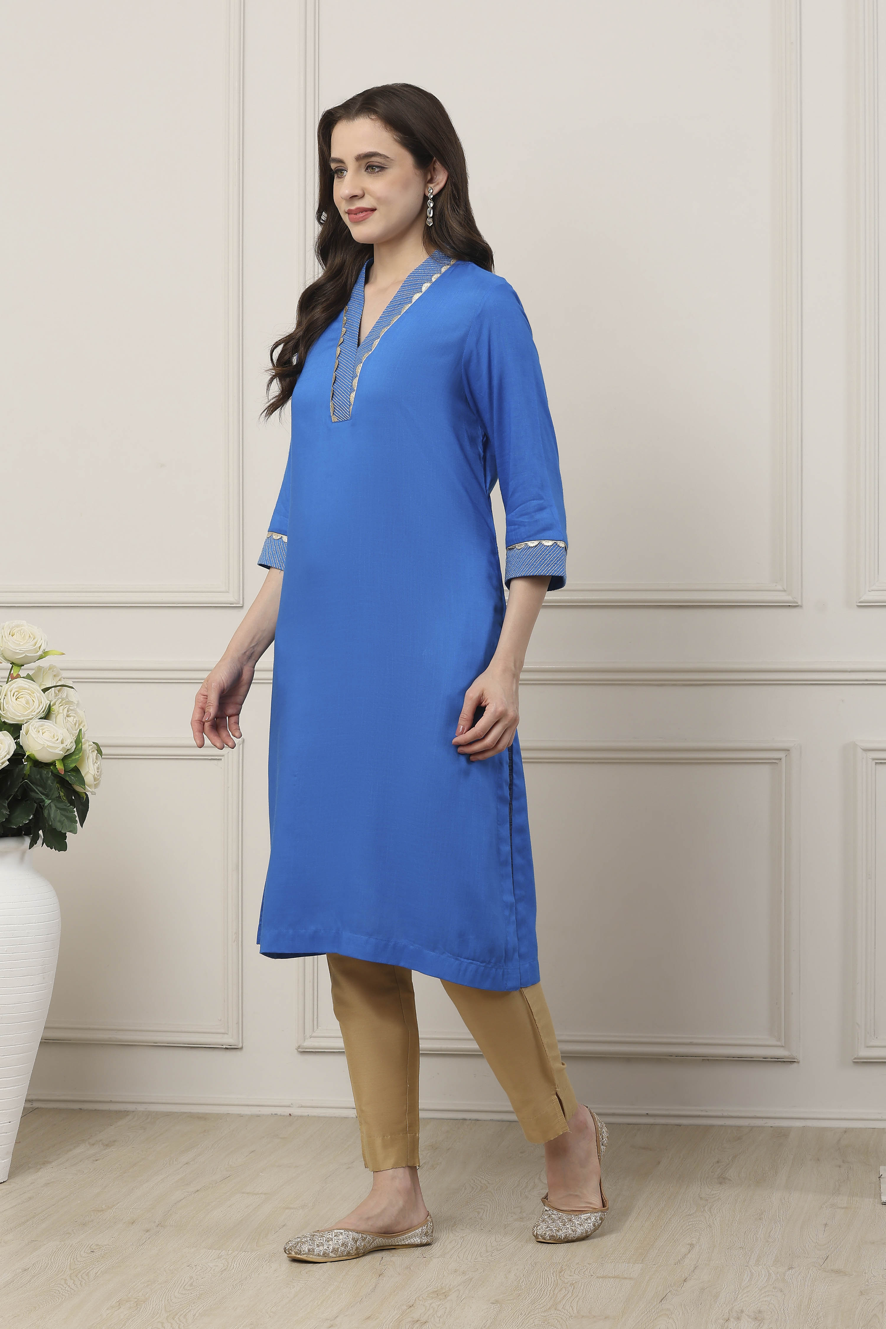 Blue Viscose Rayon Straight Kurta image number 2