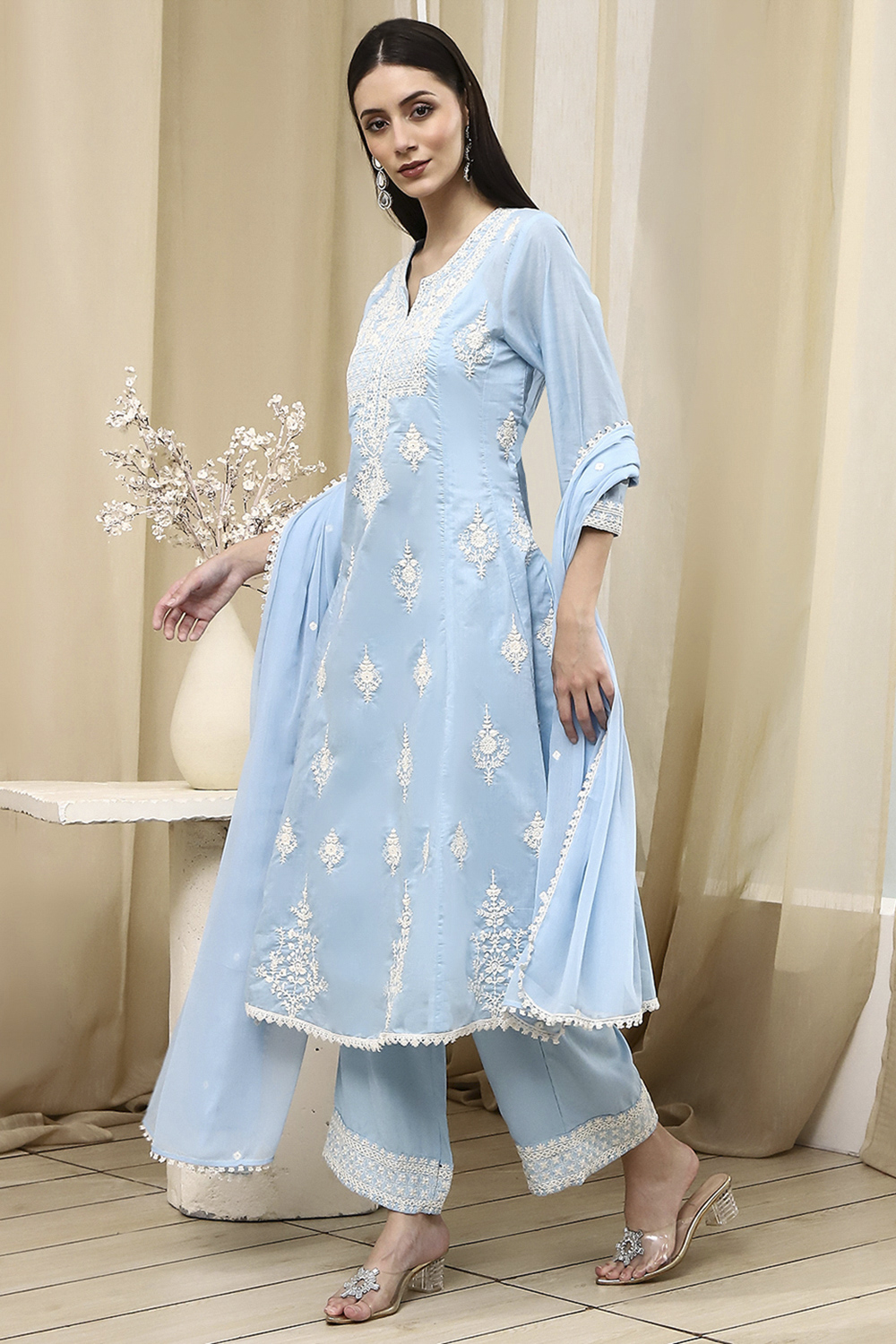 Blue Embroidered Kalidar Suit Set image number 3