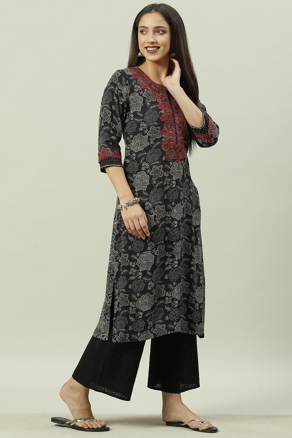 Green Rayon Straight Printed Kurta image number 2