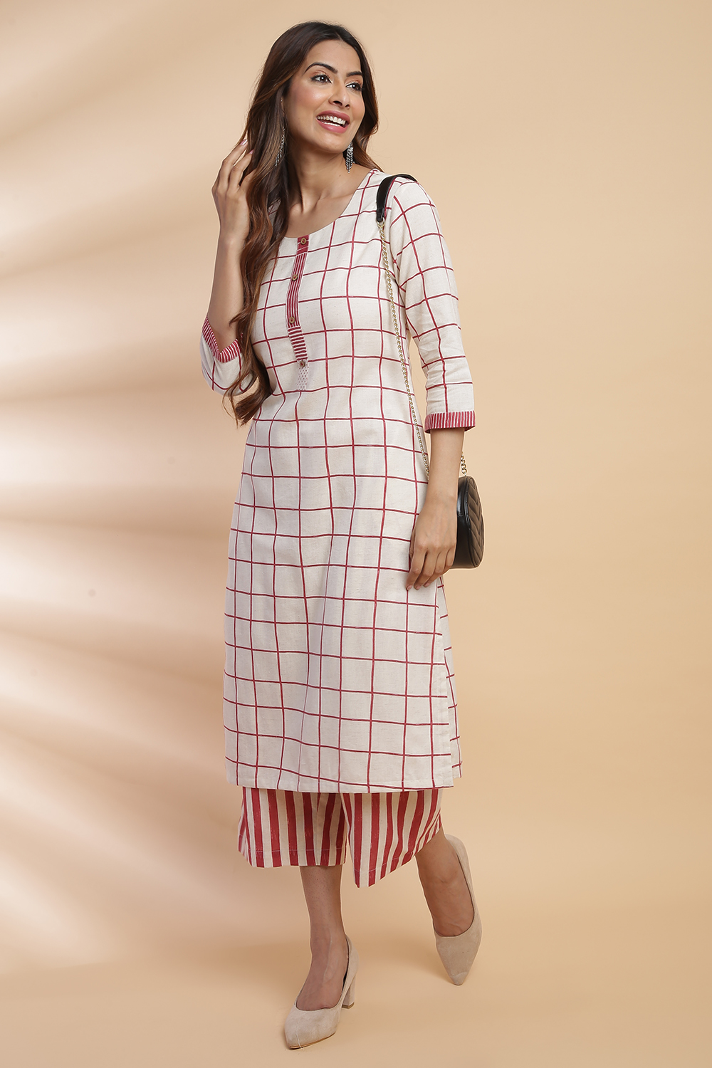 Black Cotton Straight Kurta Pants Set image number 3