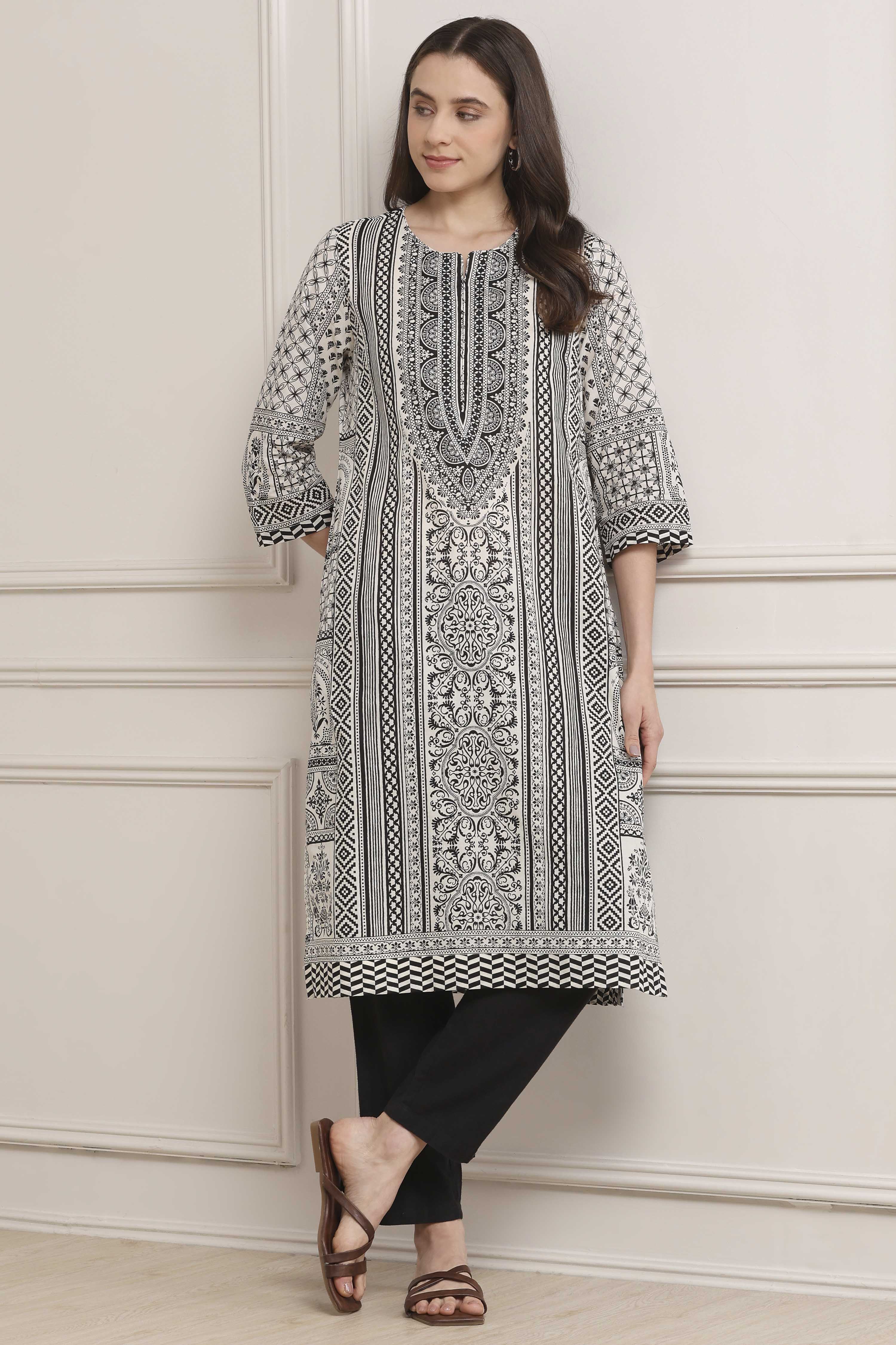 White Cotton Printed Straight Kurta image number 0