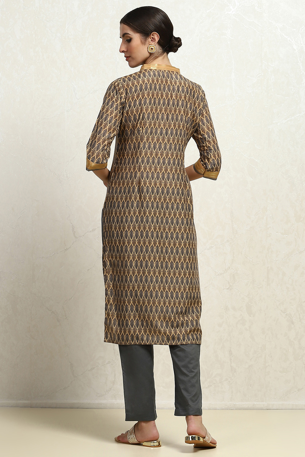 Grey Cotton Handloom Unstitched Suit Set image number 5